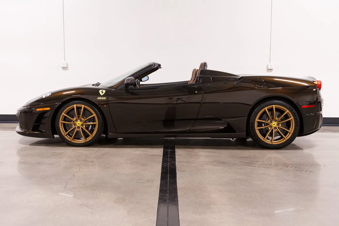 2009 Ferrari 430 Scuderia Spider 16M sold by a specialist dealer in Costa Mesa, United States, photo 6 of 15