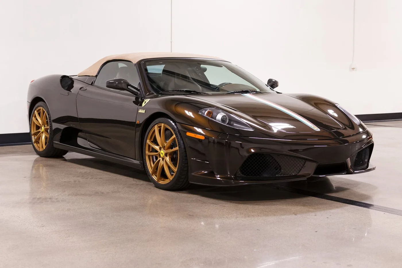 2009 Ferrari 430 Scuderia Spider 16M sold by a specialist dealer in Costa Mesa, United States, photo 14 of 15