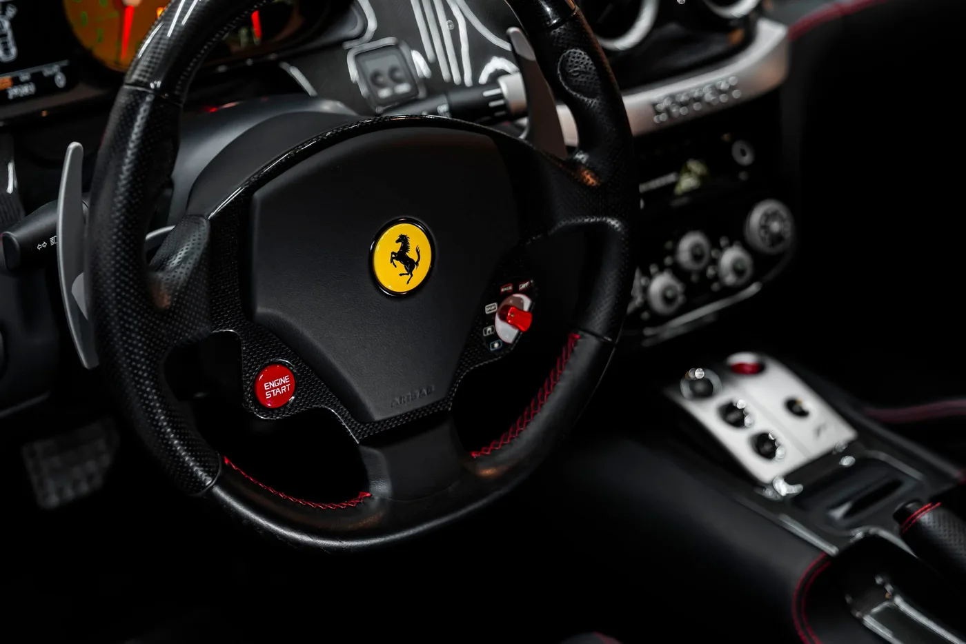 2009 Ferrari 599 GTB Fiorano offered by a specialist dealer in Bratislava, Slovakia, photo 8 of 15