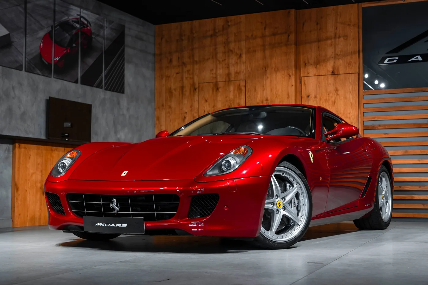 2009 Ferrari 599 GTB Fiorano HGTE offered by a specialist dealer in Bratislava, Slovakia, photo 4 of 15