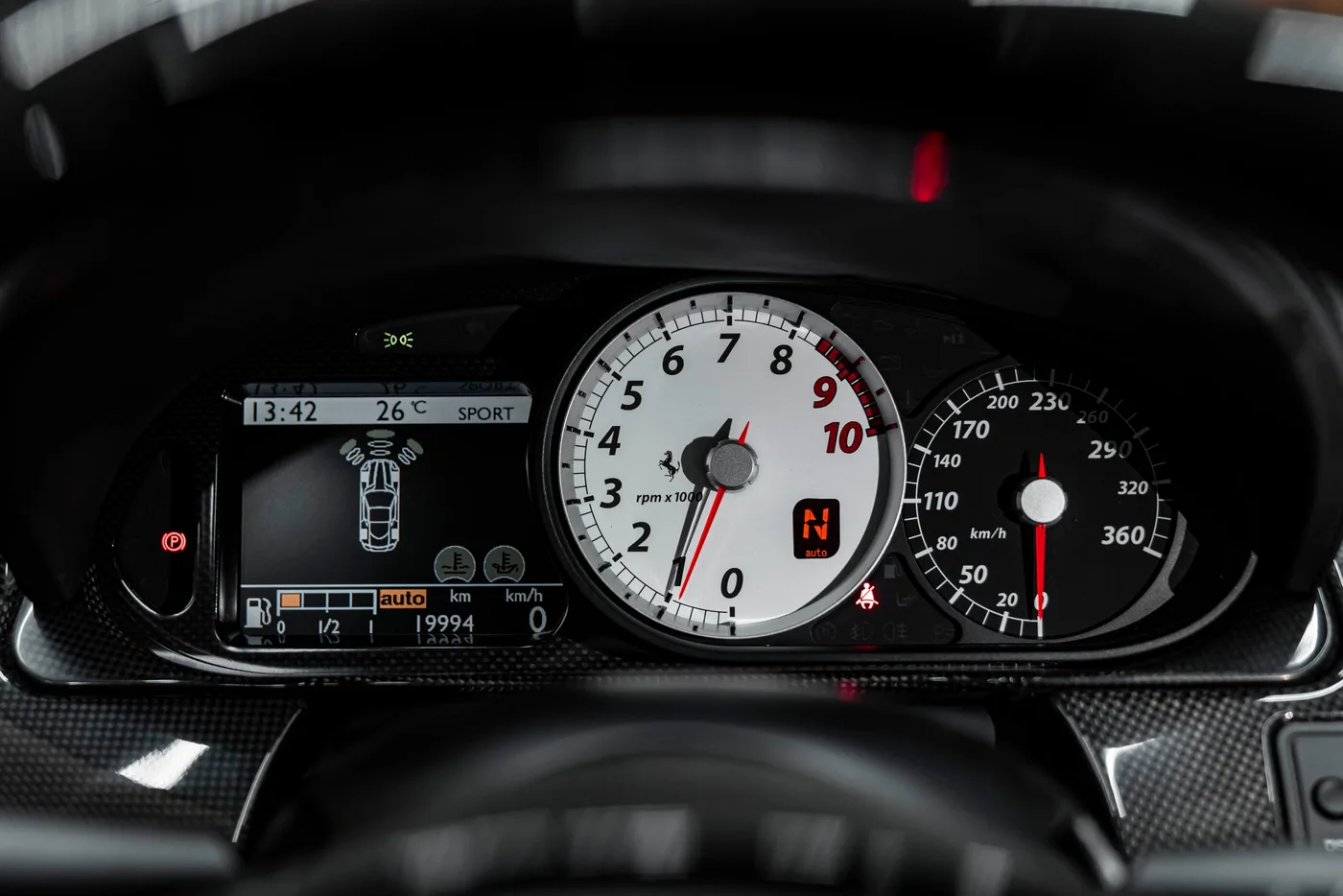 2009 Ferrari 599 GTB Fiorano HGTE offered by a specialist dealer in Bratislava, Slovakia, photo 12 of 15