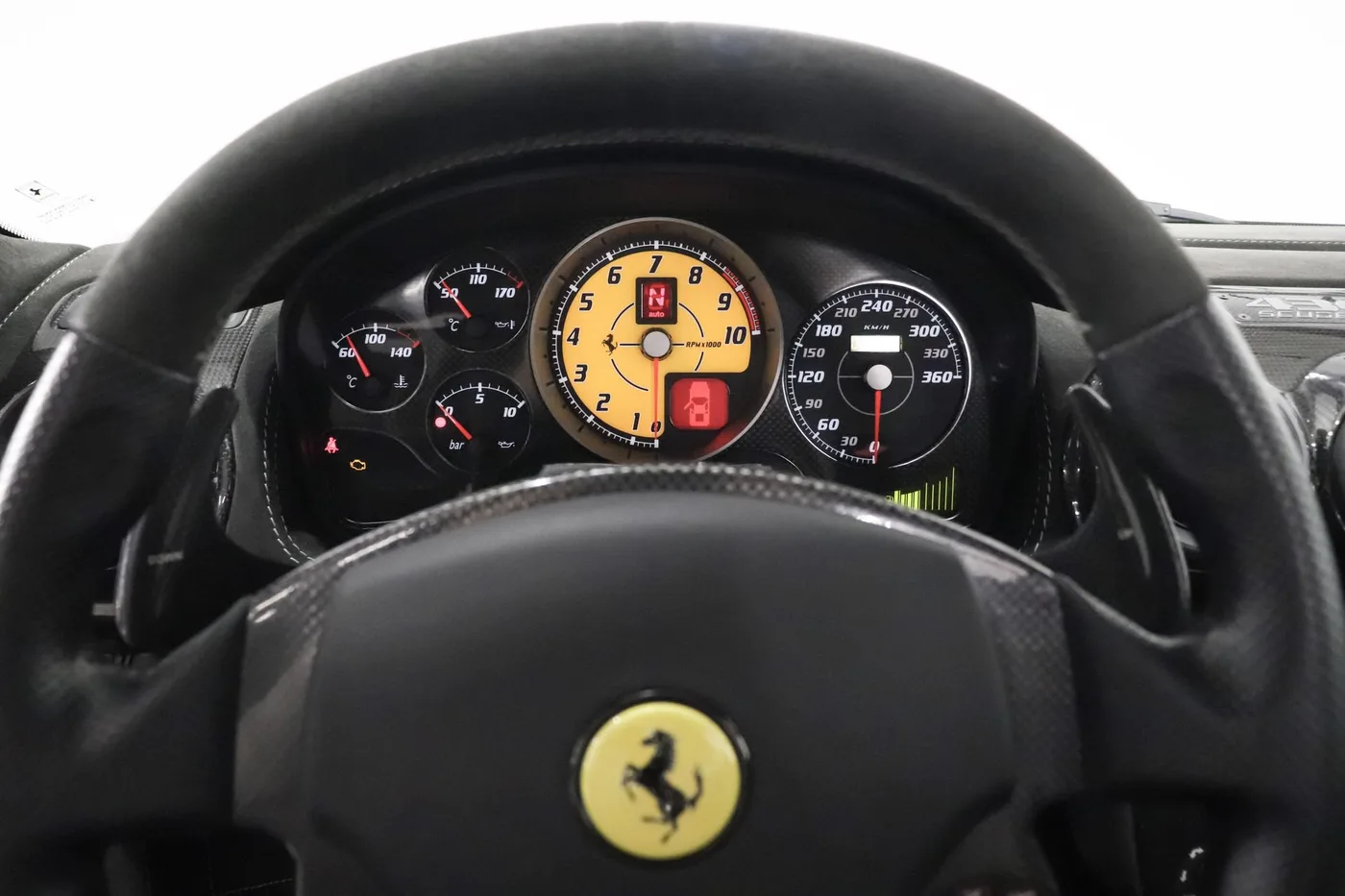 2009 Ferrari 430 Scuderia angeboten von einem Supersportwagenhändler in Zibido San Giacomo, Italien, Foto 23 von 25