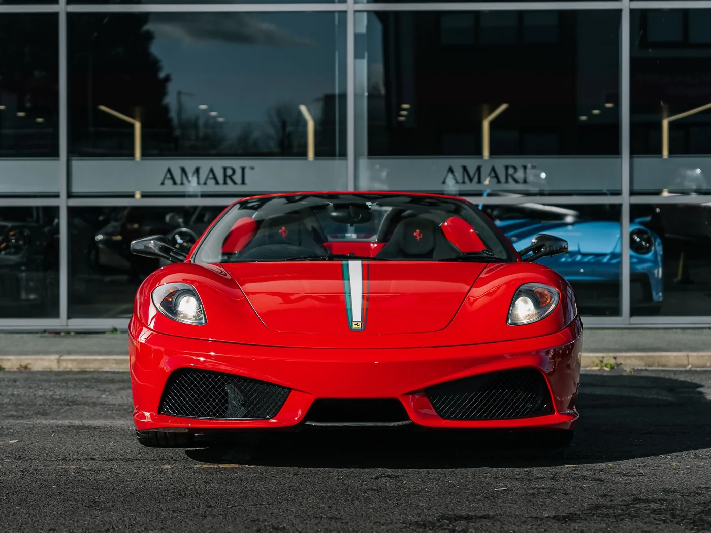 2009 Ferrari 430 Scuderia Spider 16M offered by a supercar dealer in Preston, United Kingdom, photo 5 of 25