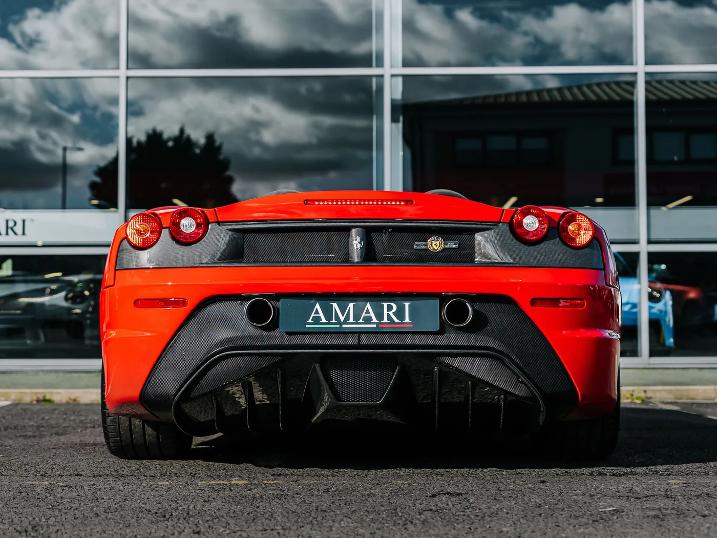 2009 Ferrari 430 Scuderia Spider 16M offered by a supercar dealer in Preston, United Kingdom, photo 8 of 25