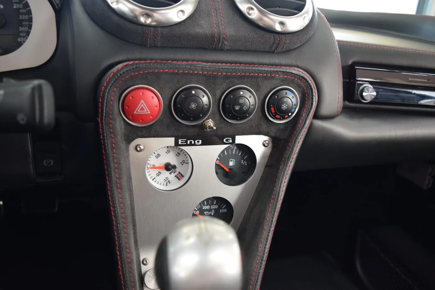 2009 Gumpert Apollo S offered by a specialist dealer in Pfaffenhofen an der Ilm, Germany, photo 12 of 15