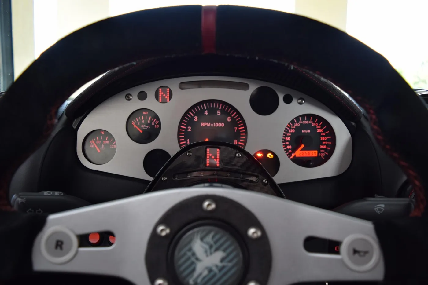 2009 Gumpert Apollo S offered by a specialist dealer in Pfaffenhofen an der Ilm, Germany, photo 13 of 15