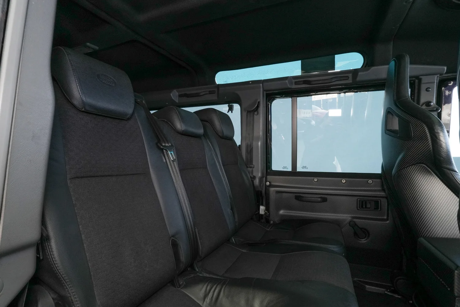 2009 Land Rover Defender 110 Classic SVX, 6/19