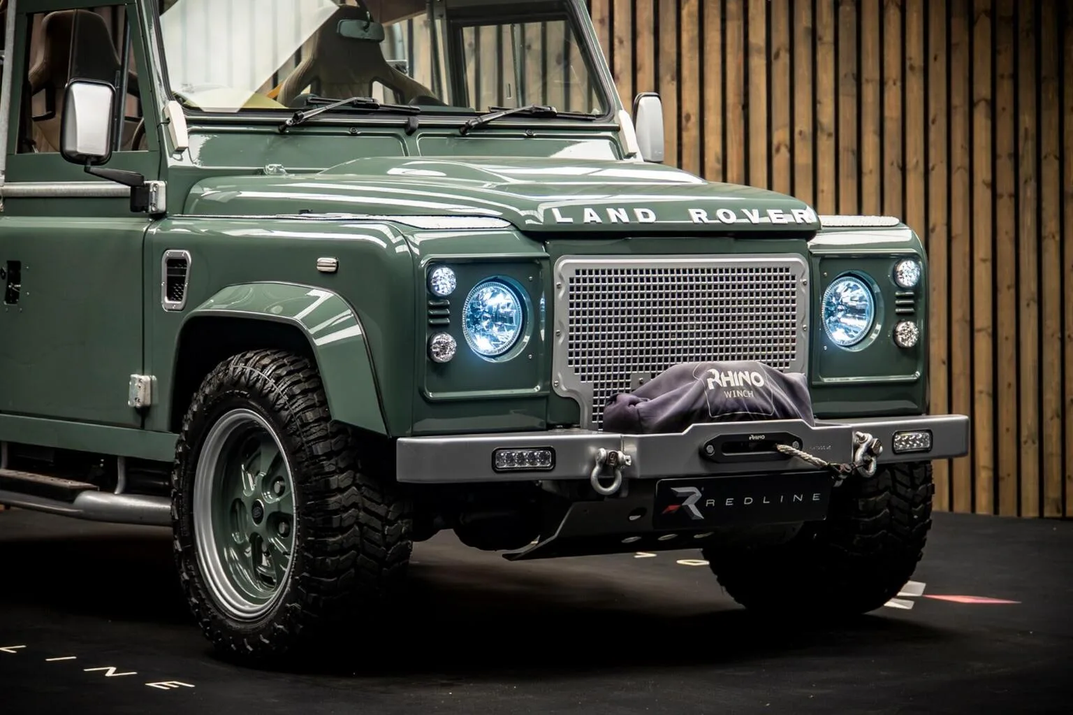 2009 Land Rover Defender 90, 12/30