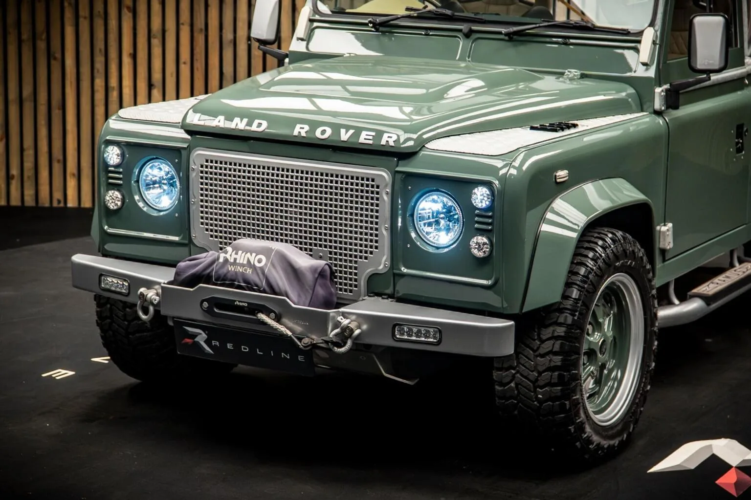 2009 Land Rover Defender 90, 15/30