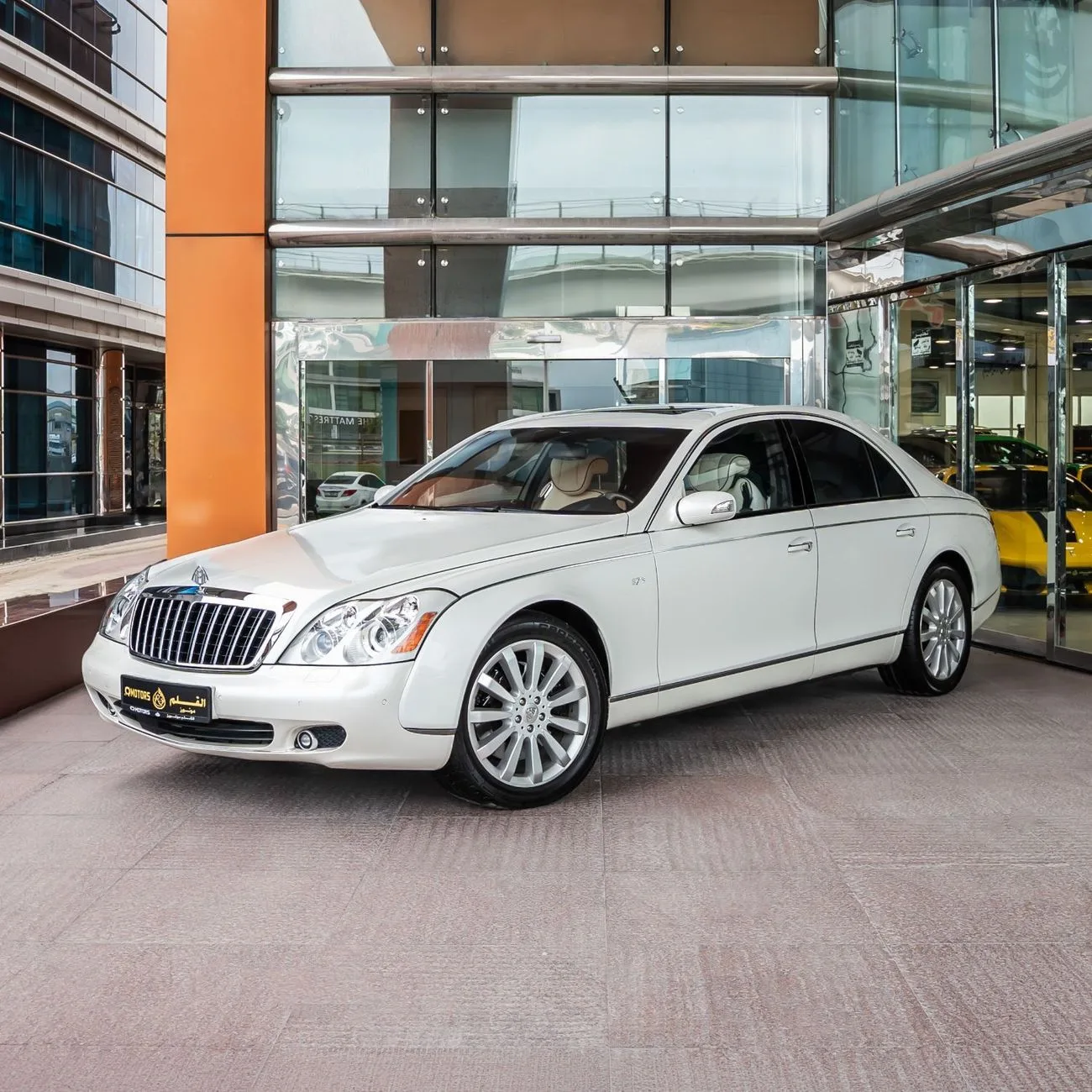 2009 Maybach 57 S angeboten von einem Fachhändler in Dubai, Vereinigte Arabische Emirate, Hauptfoto