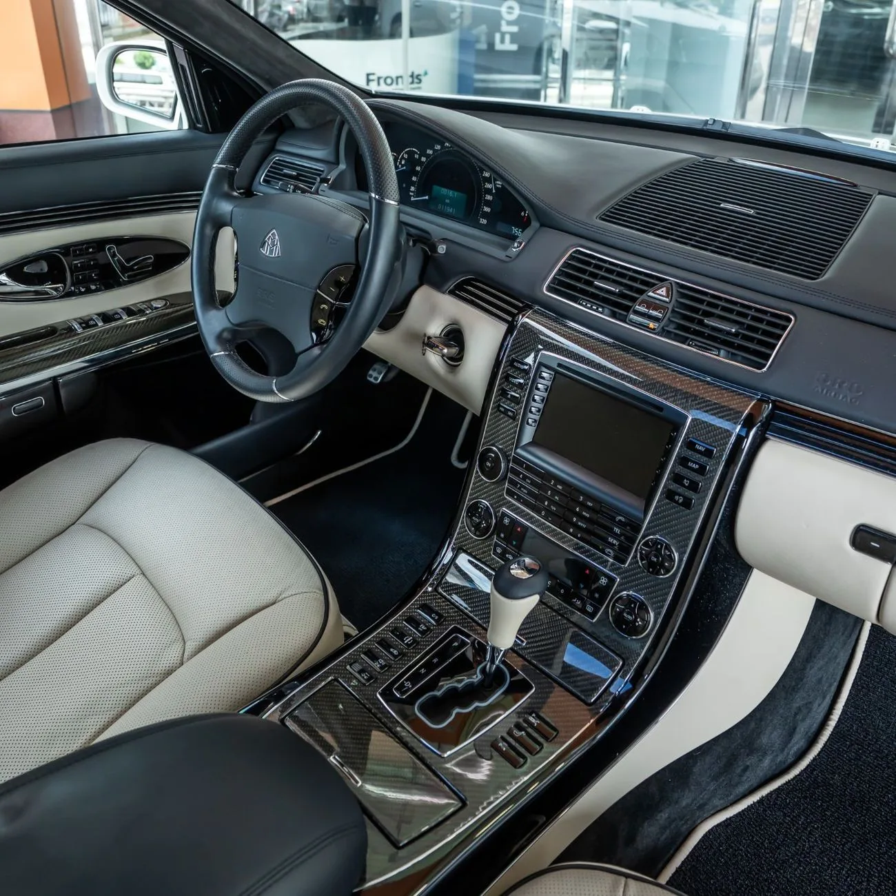 2009 Maybach 57 S offered by a specialist dealer in Dubai, United Arab Emirates, photo 21 of 21