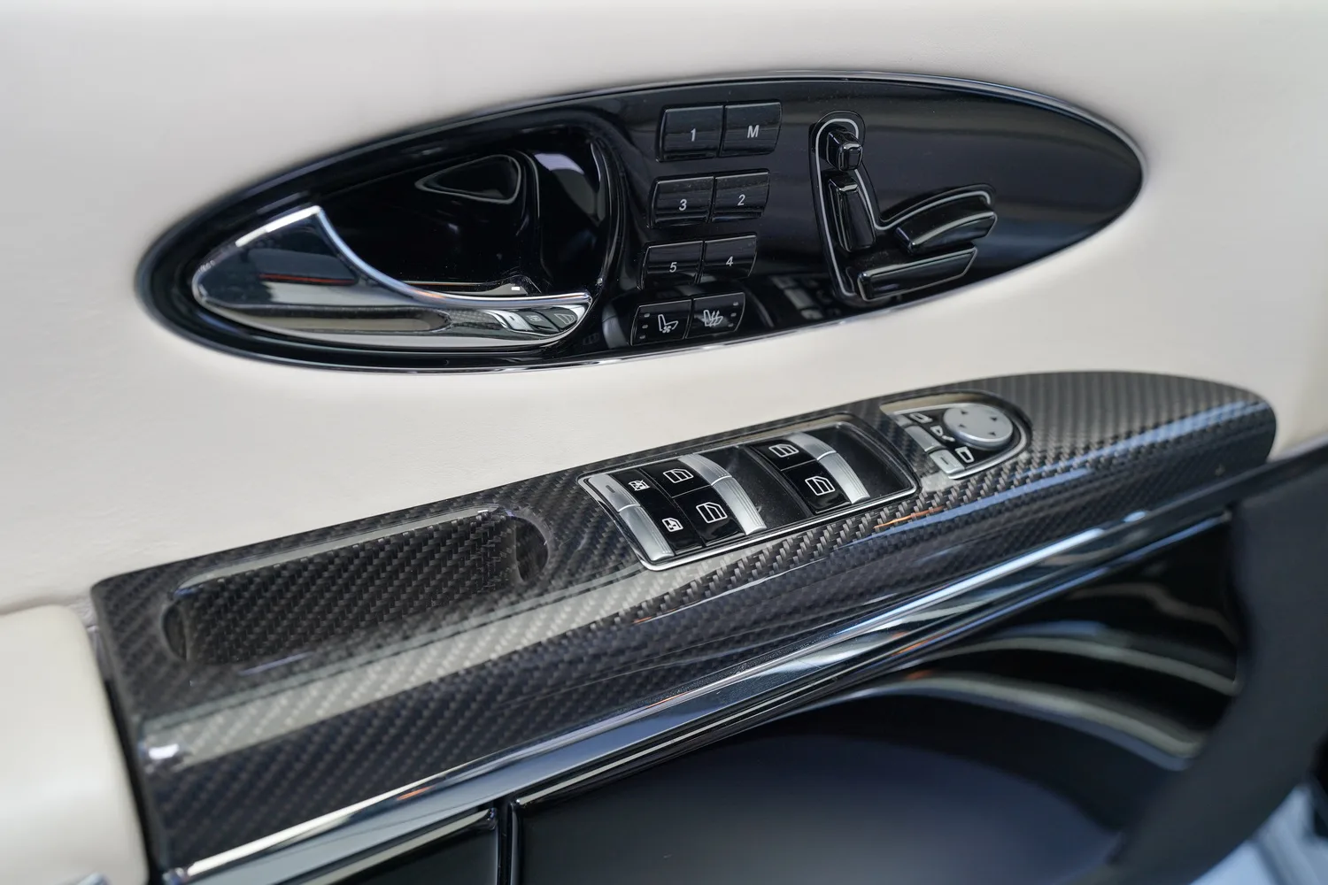 2009 Maybach 62 S, 6/19