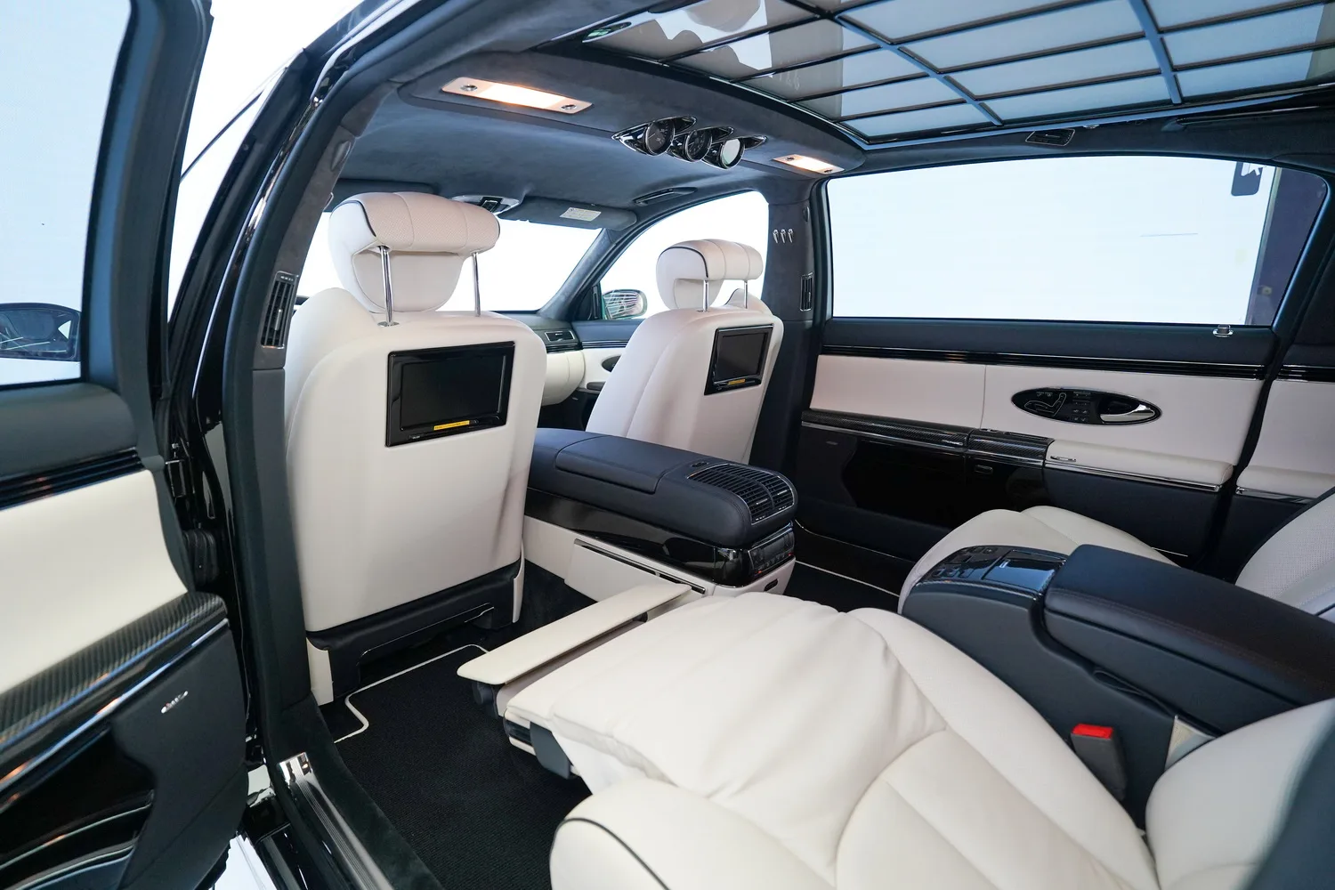 2009 Maybach 62 S, 10/19