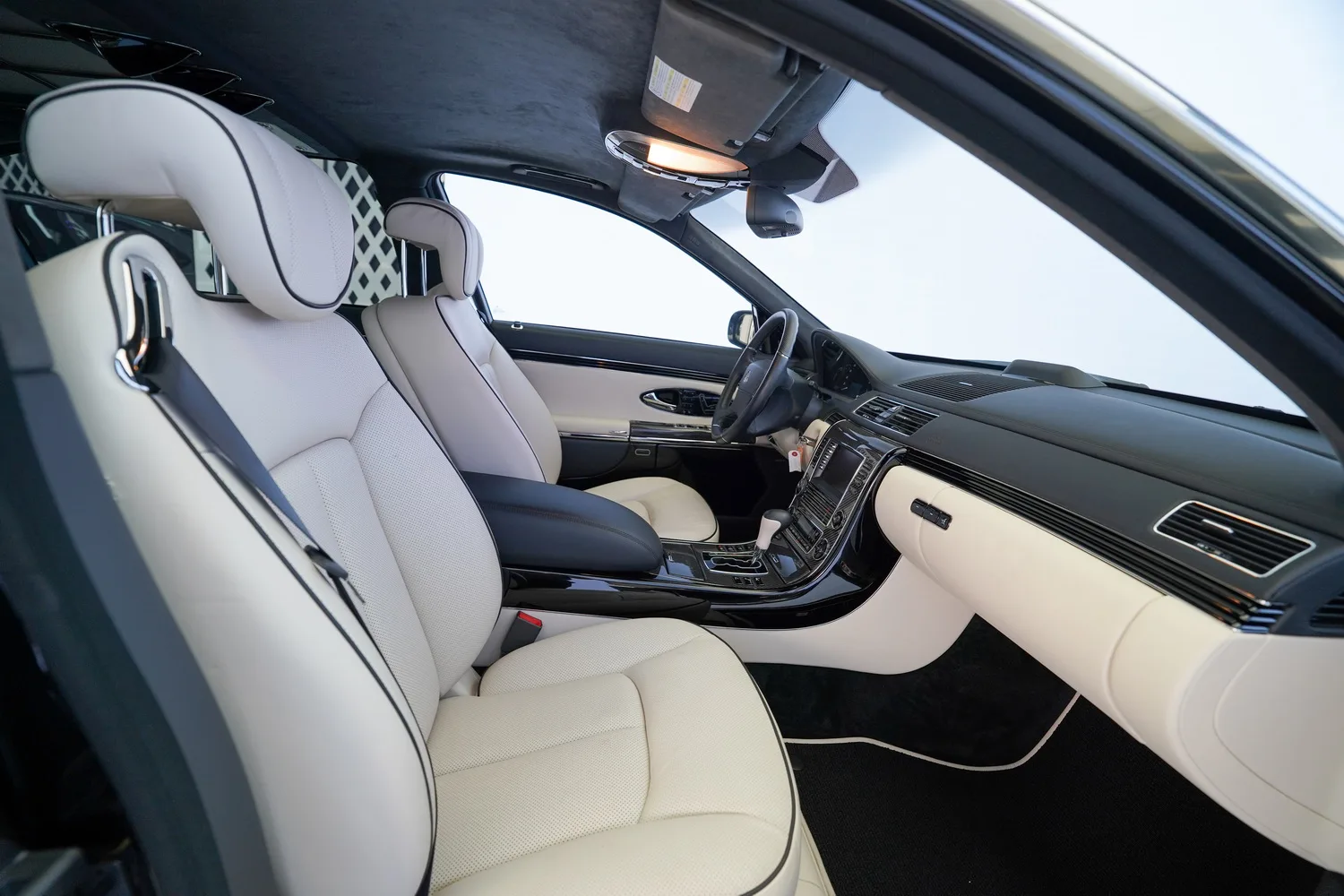 2009 Maybach 62 S, 16/19