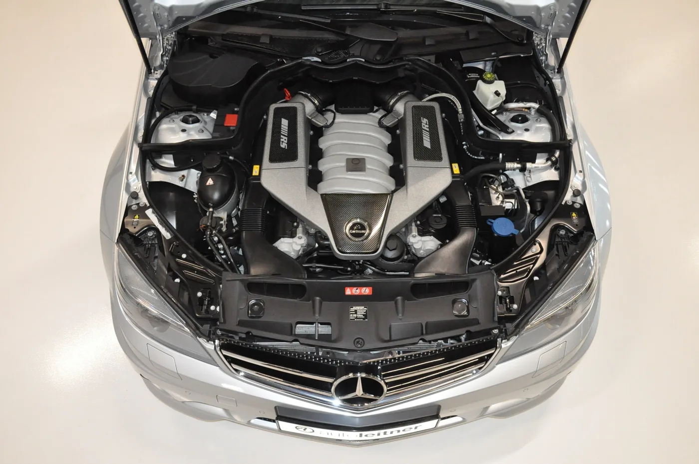 2009 Mercedes-AMG C 63 Estate proposée par un négociant en voitures de collection à Alkmaar, Pays-Bas, photo 4 sur 15