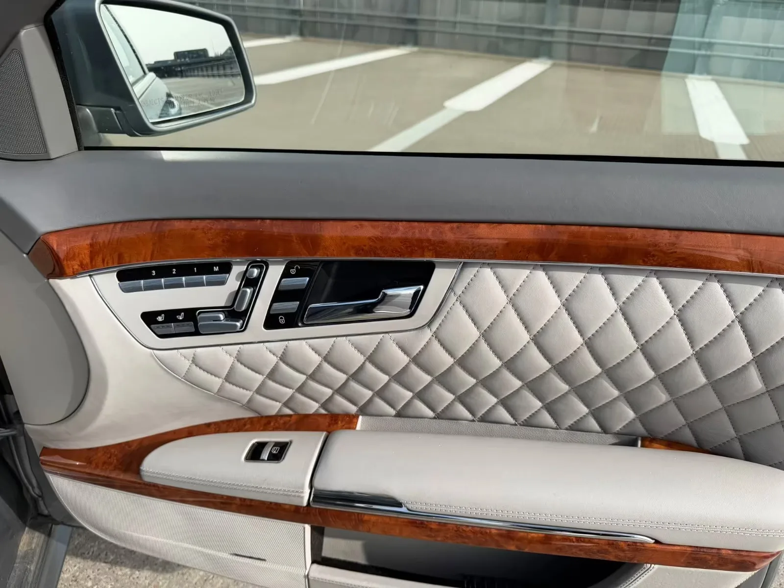 2009 Mercedes-AMG S 65, 18/29