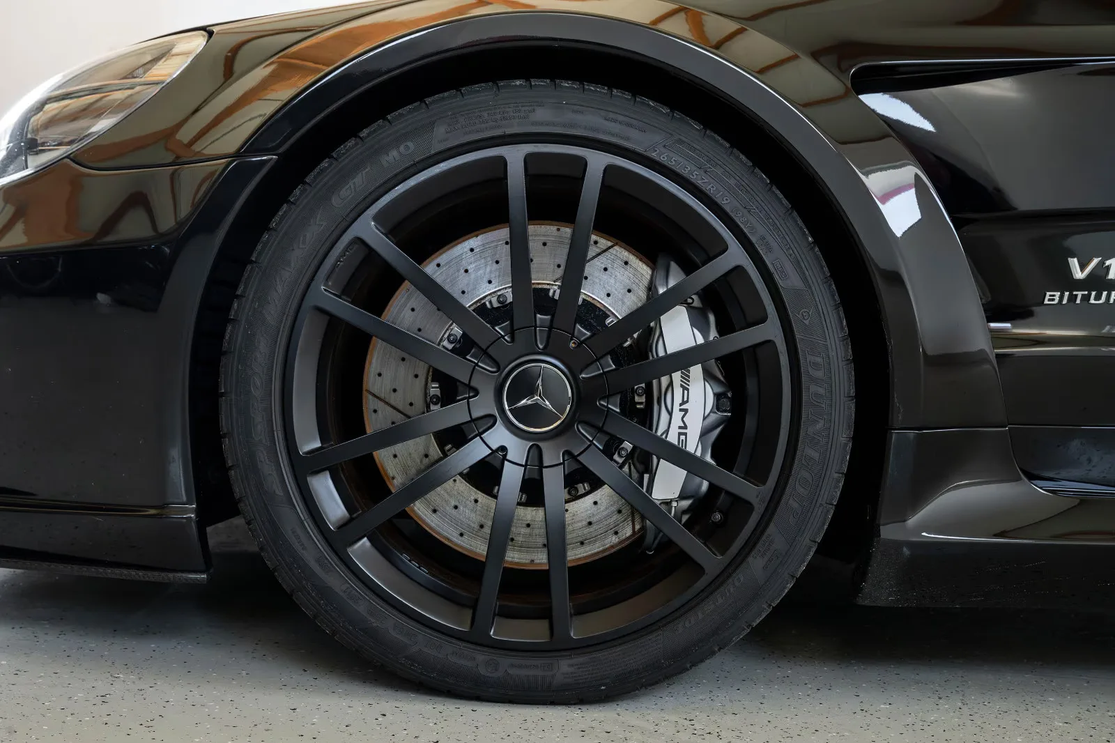 2009 Mercedes-AMG SL 65 Black Series, 7/30