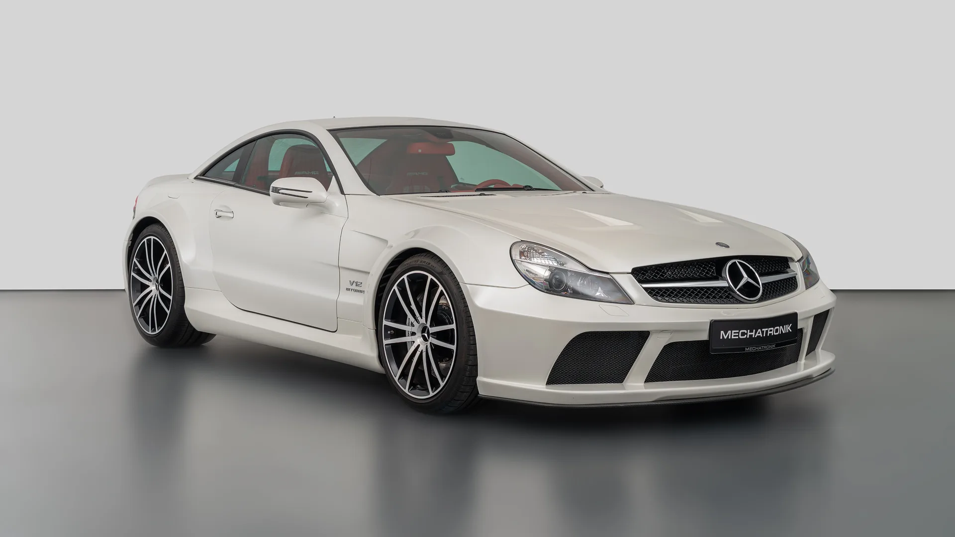 2009 Mercedes-AMG SL 65 Black Series proposée par un concessionnaire spécialisé à Pleidelsheim, Allemagne, photo principale