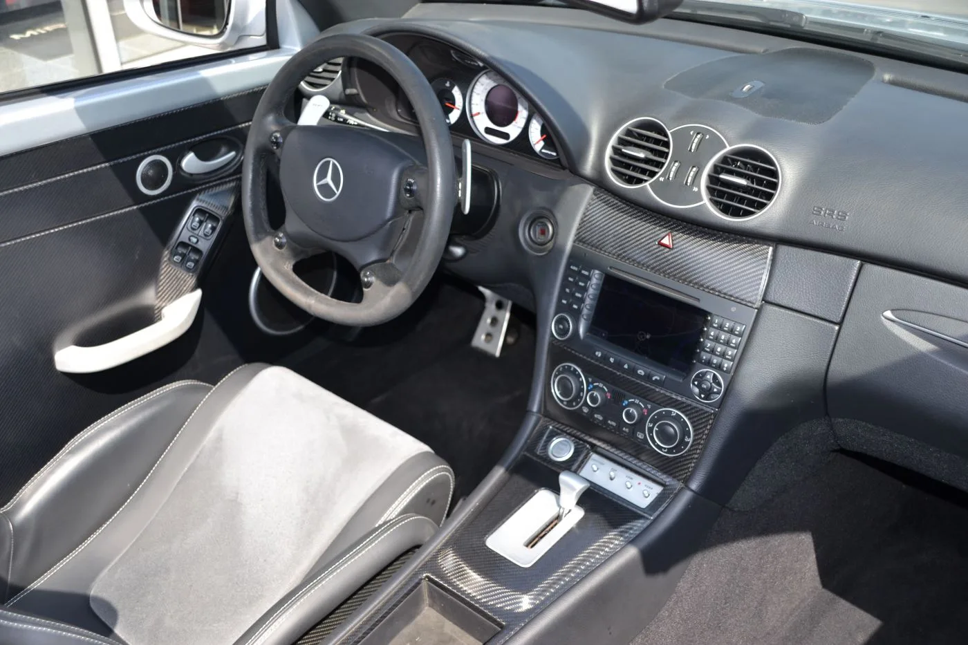 2009 Mercedes-Benz CLK DTM AMG Cabriolet, 1 of 80 offered by a specialist dealer in Písek, Czechia, photo 13 of 19