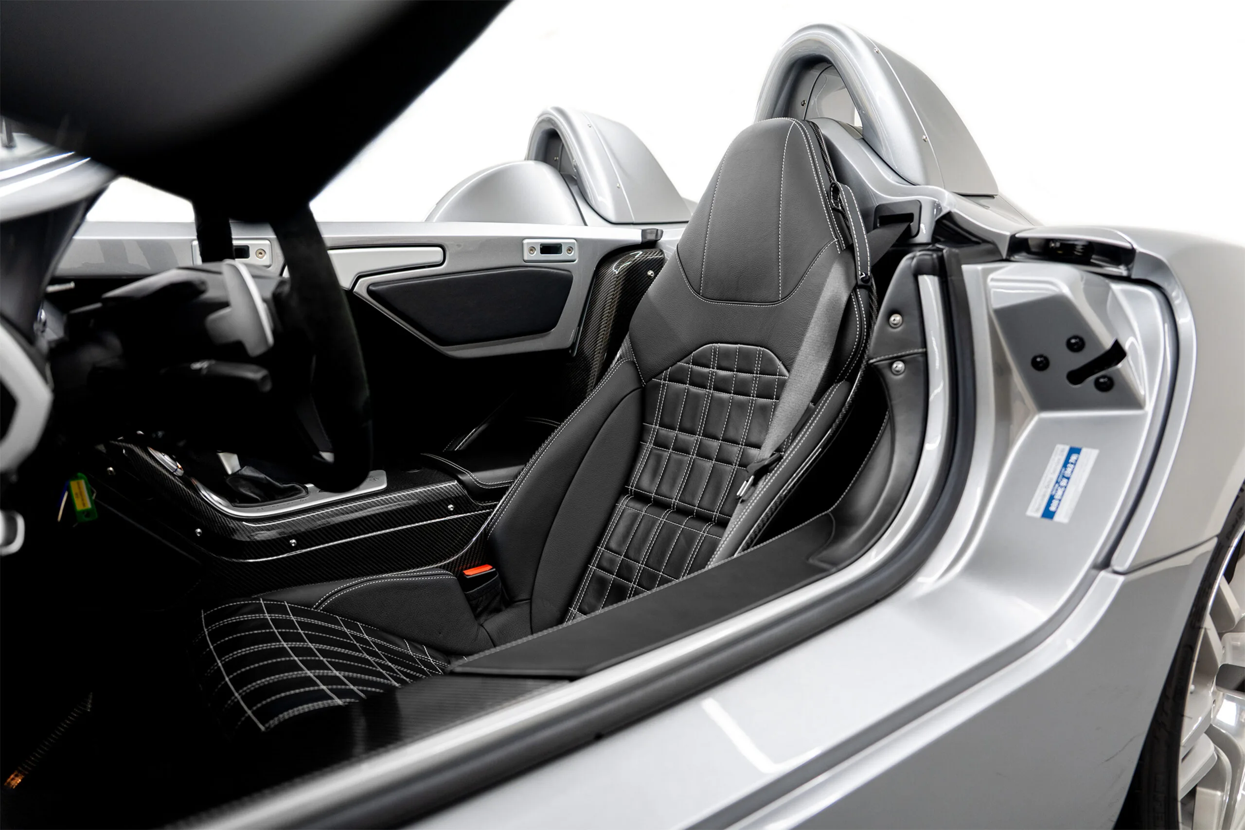 2009 Mercedes-Benz SLR McLaren Stirling Moss, 18/21