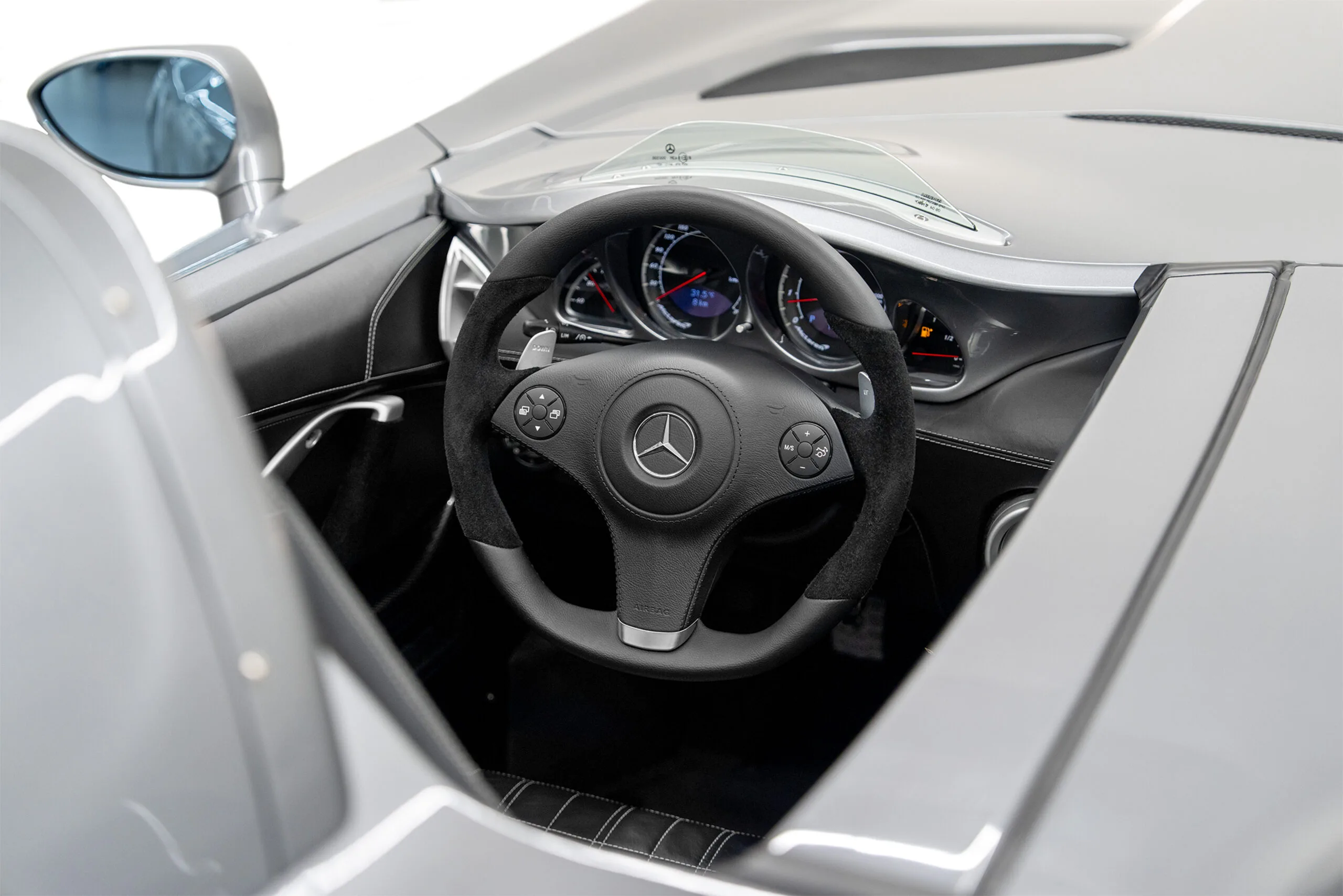 2009 Mercedes-Benz SLR McLaren Stirling Moss, 20/21