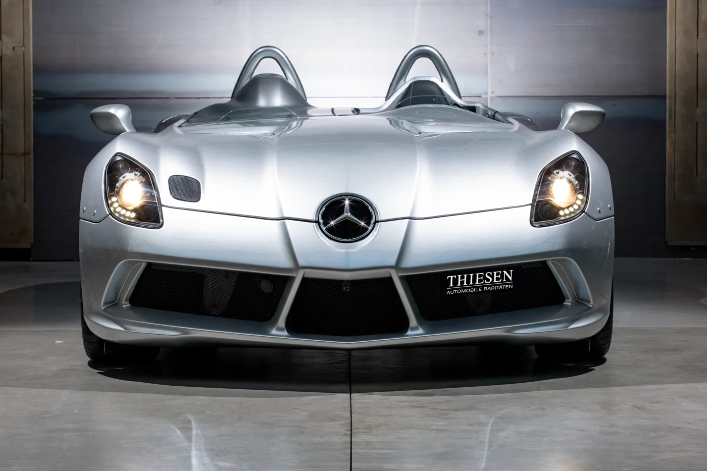 2009 Mercedes-Benz SLR McLaren Stirling Moss, 2/28