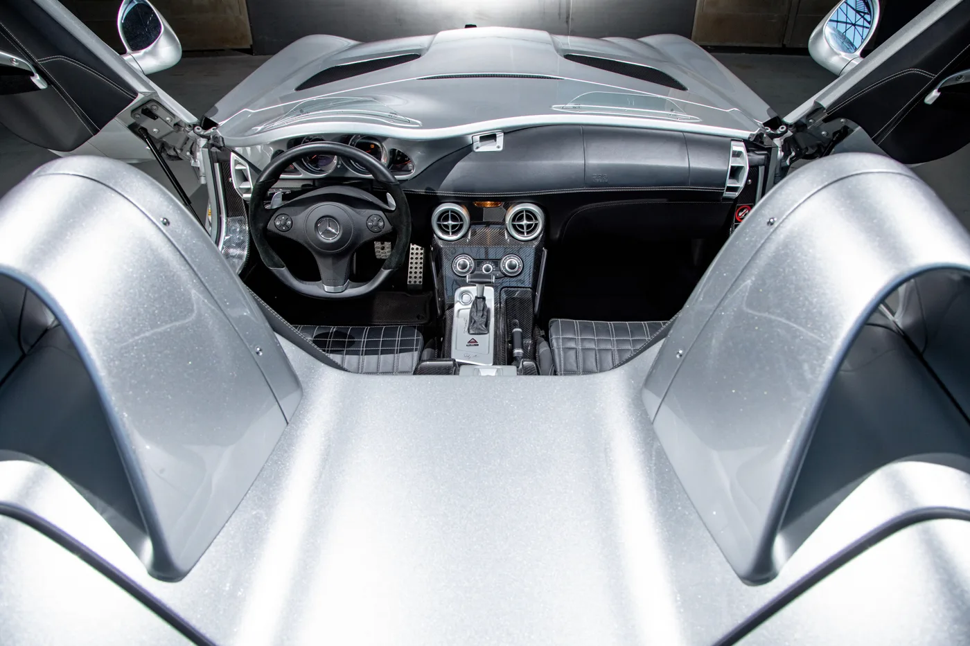 2009 Mercedes-Benz SLR McLaren Stirling Moss, 16/28