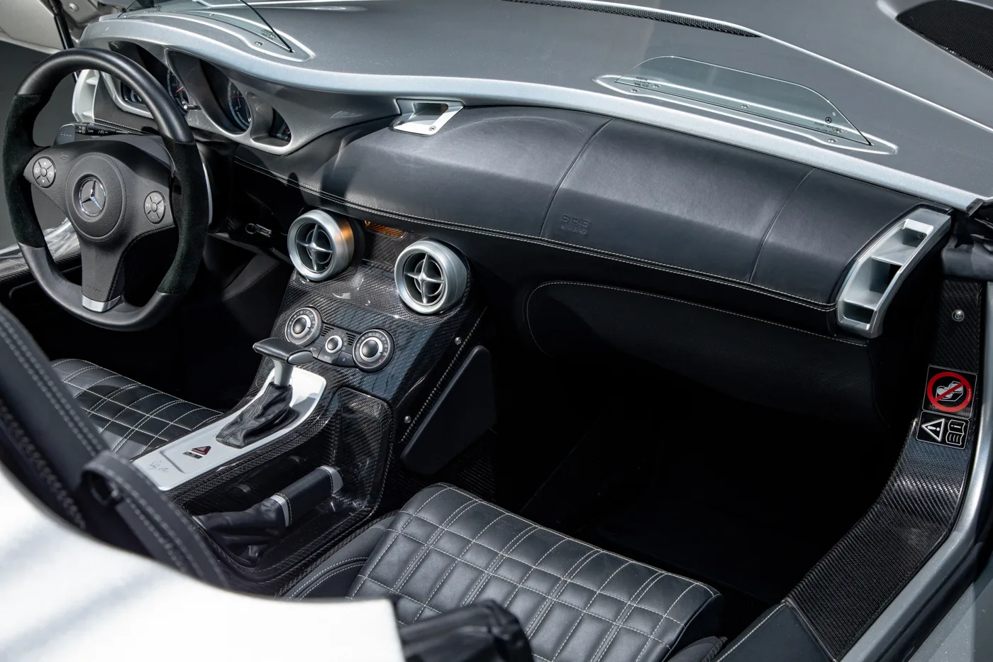 2009 Mercedes-Benz SLR McLaren Stirling Moss, 19/28