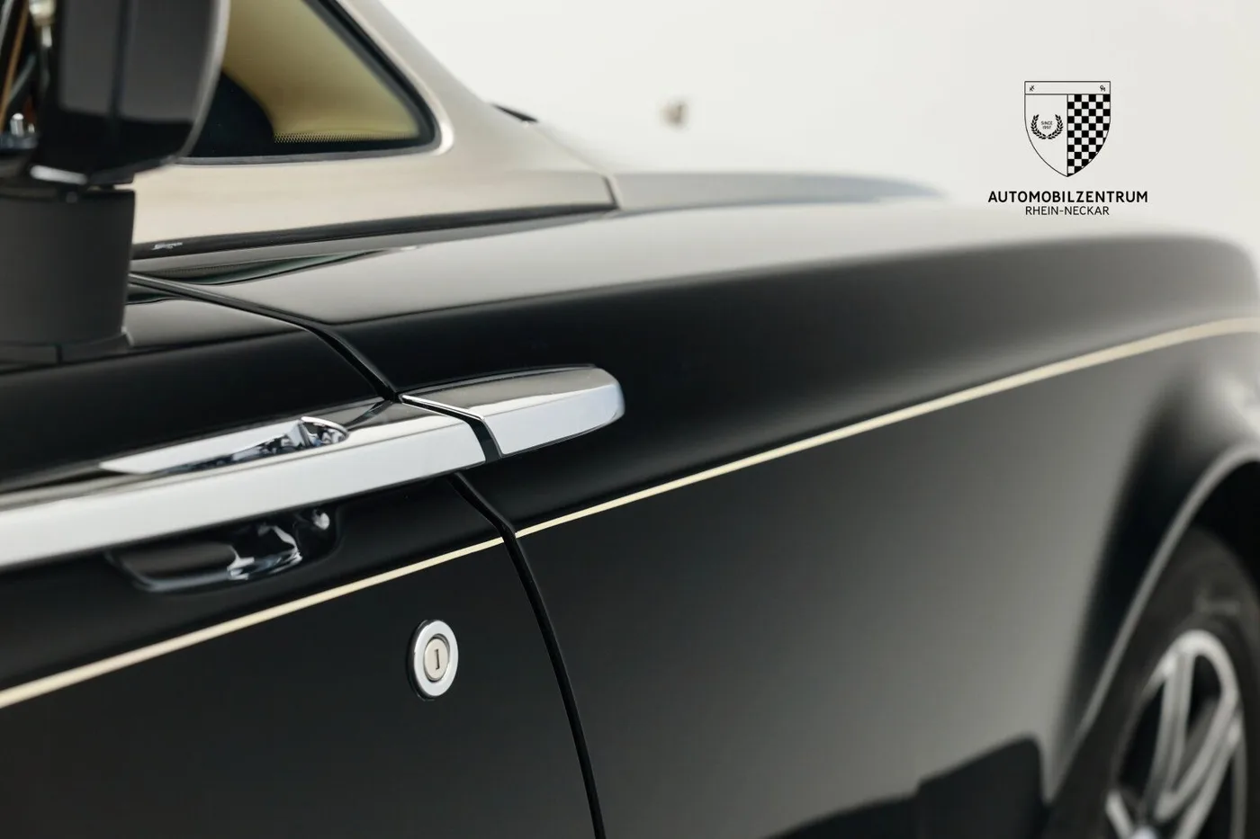 2009 Rolls-Royce Phantom Coupé offered by a supercar dealer in Viernheim, Germany, photo 13 of 25