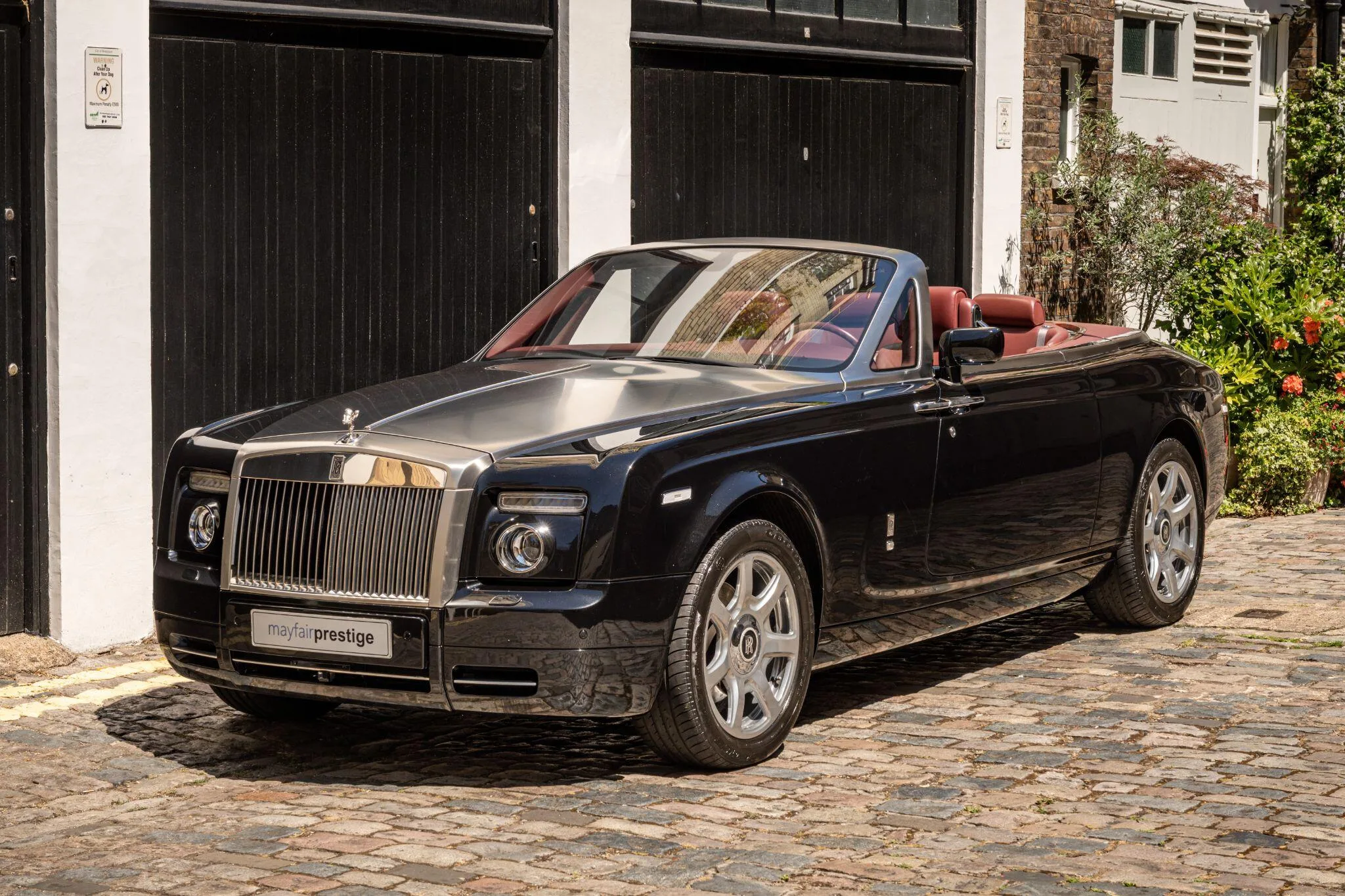 2009 Rolls-Royce Phantom Drophead Coupé angeboten von einem Fachhändler in London, Vereinigtes Königreich, Hauptfoto