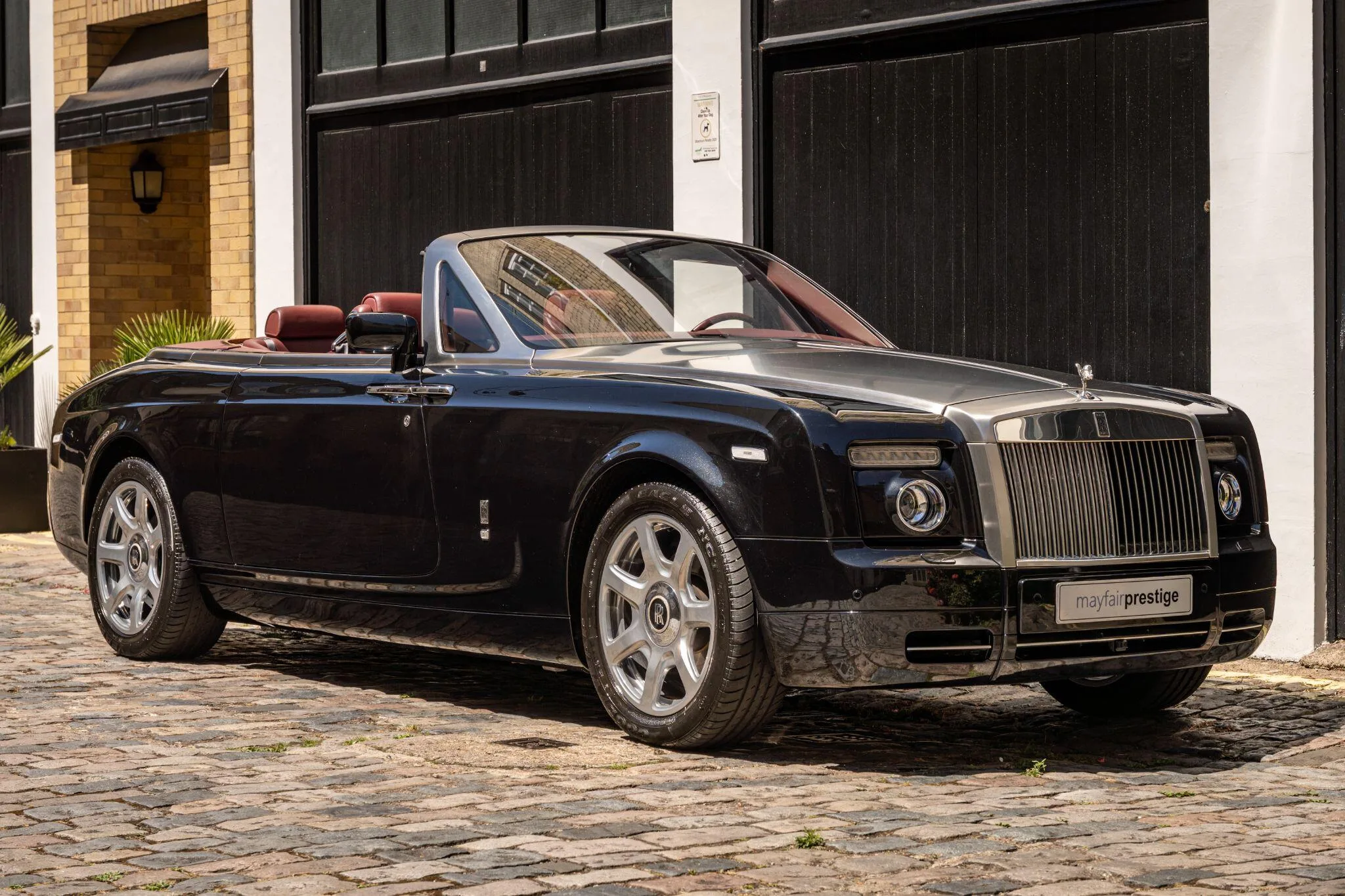 2009 Rolls-Royce Phantom Drophead Coupé, 5/30