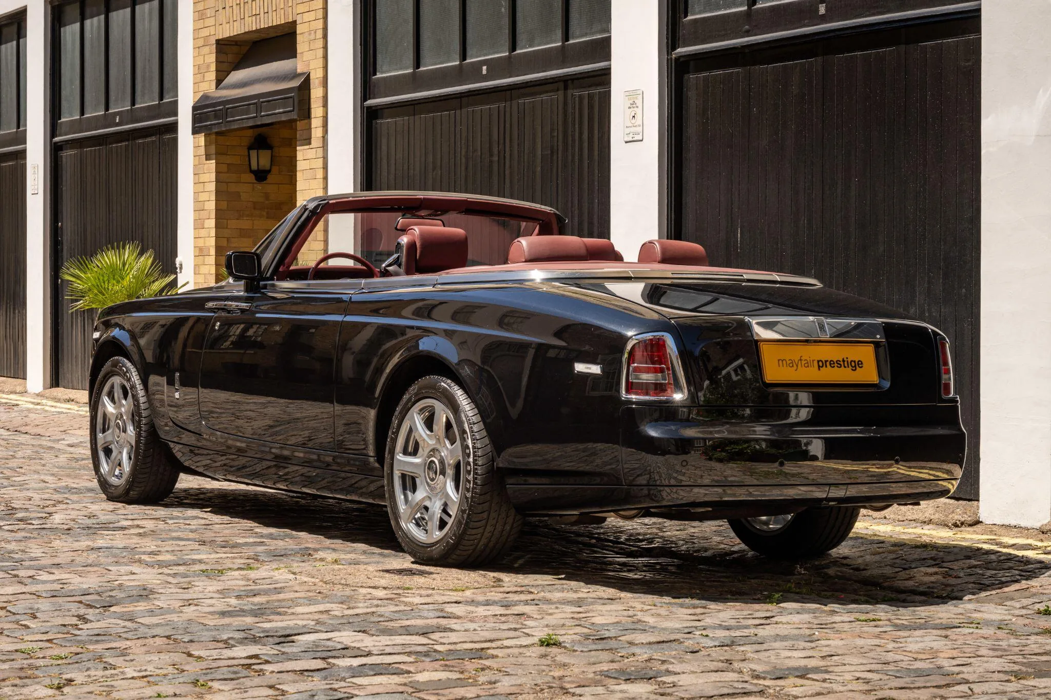 2009 Rolls-Royce Phantom Drophead Coupé, 10/30