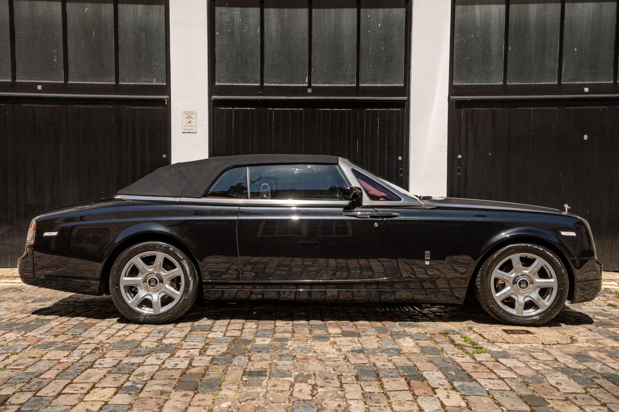 2009 Rolls-Royce Phantom Drophead Coupé, 13/30