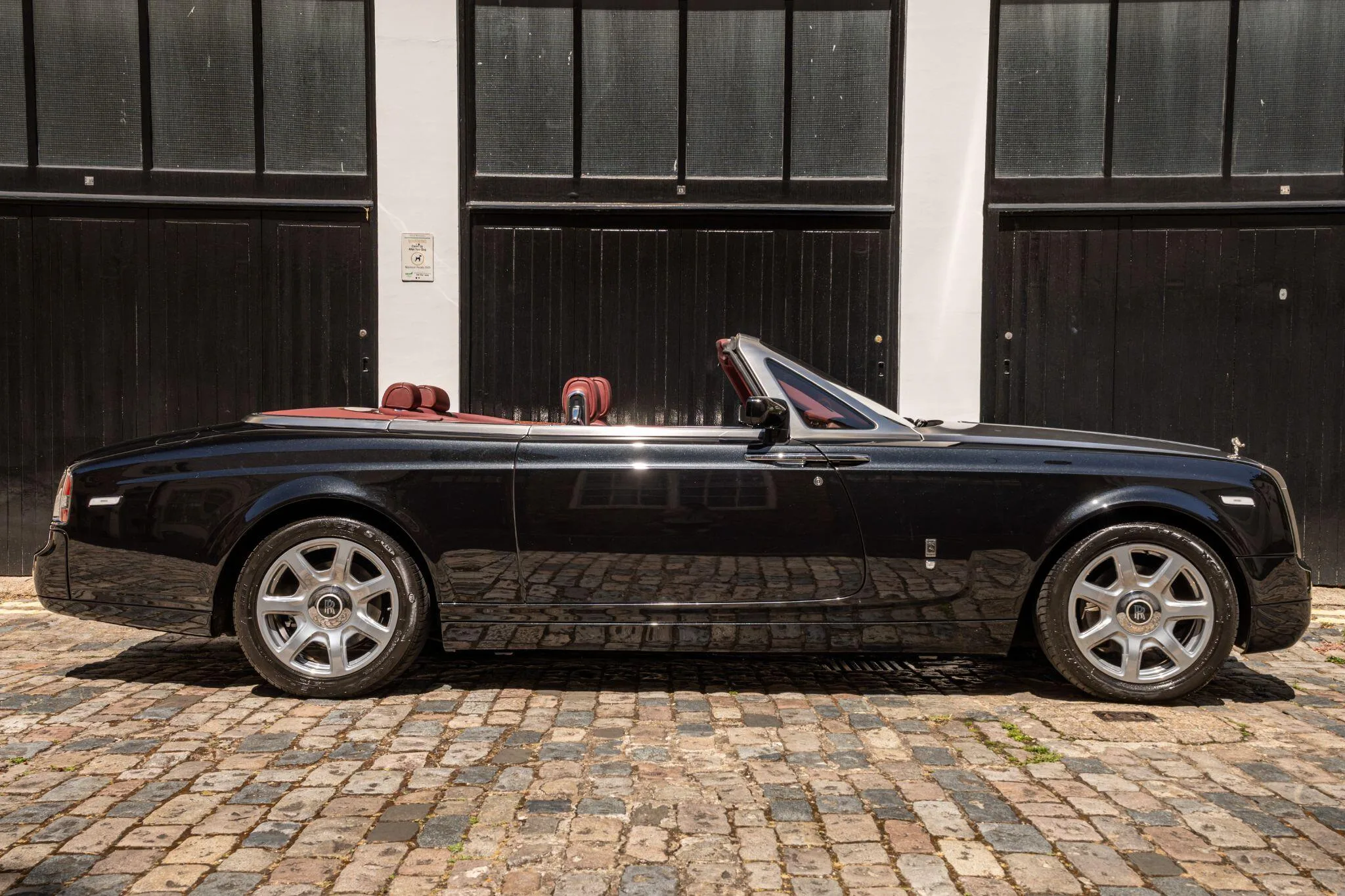 2009 Rolls-Royce Phantom Drophead Coupé, 14/30