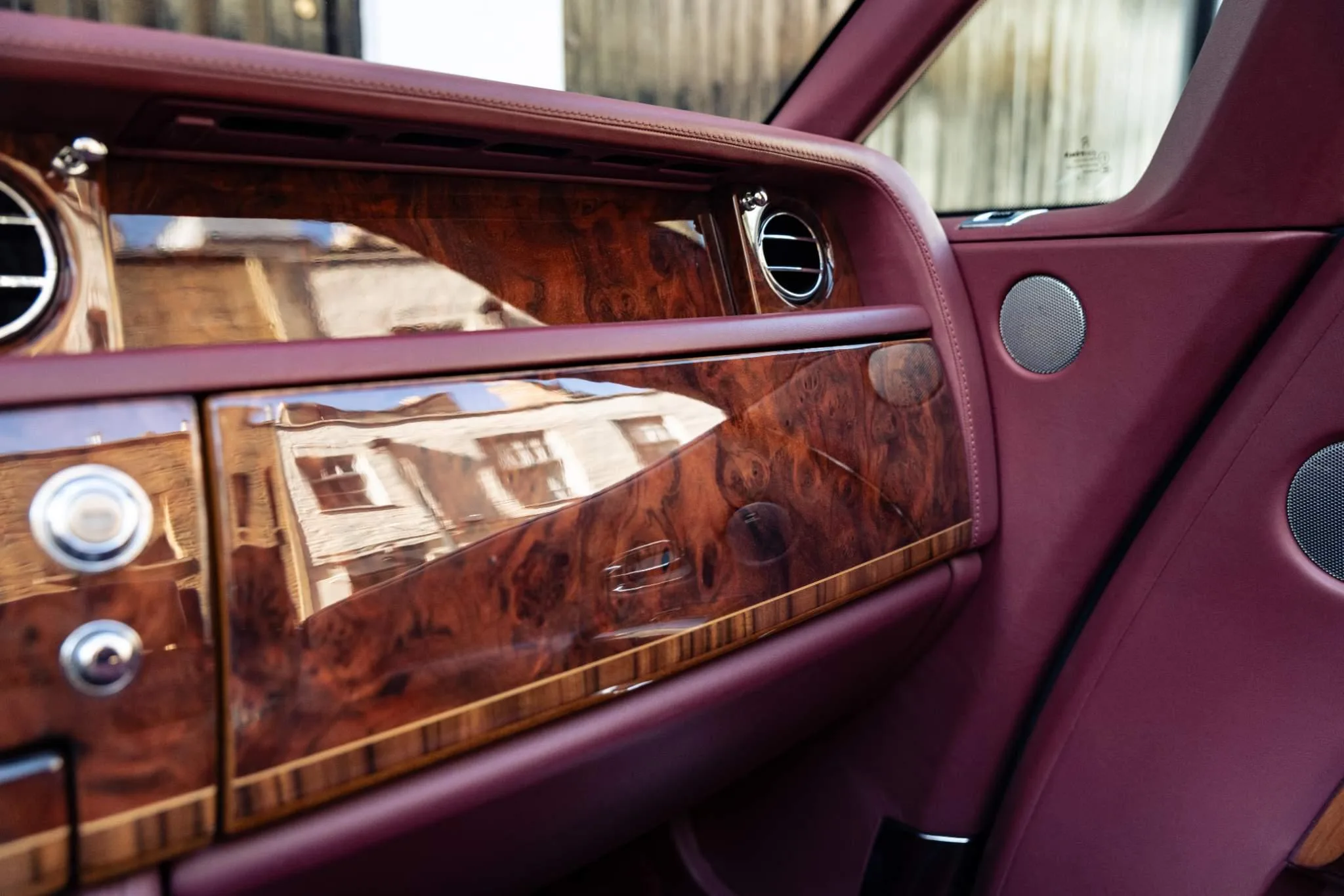 2009 Rolls-Royce Phantom Drophead Coupé, 28/30