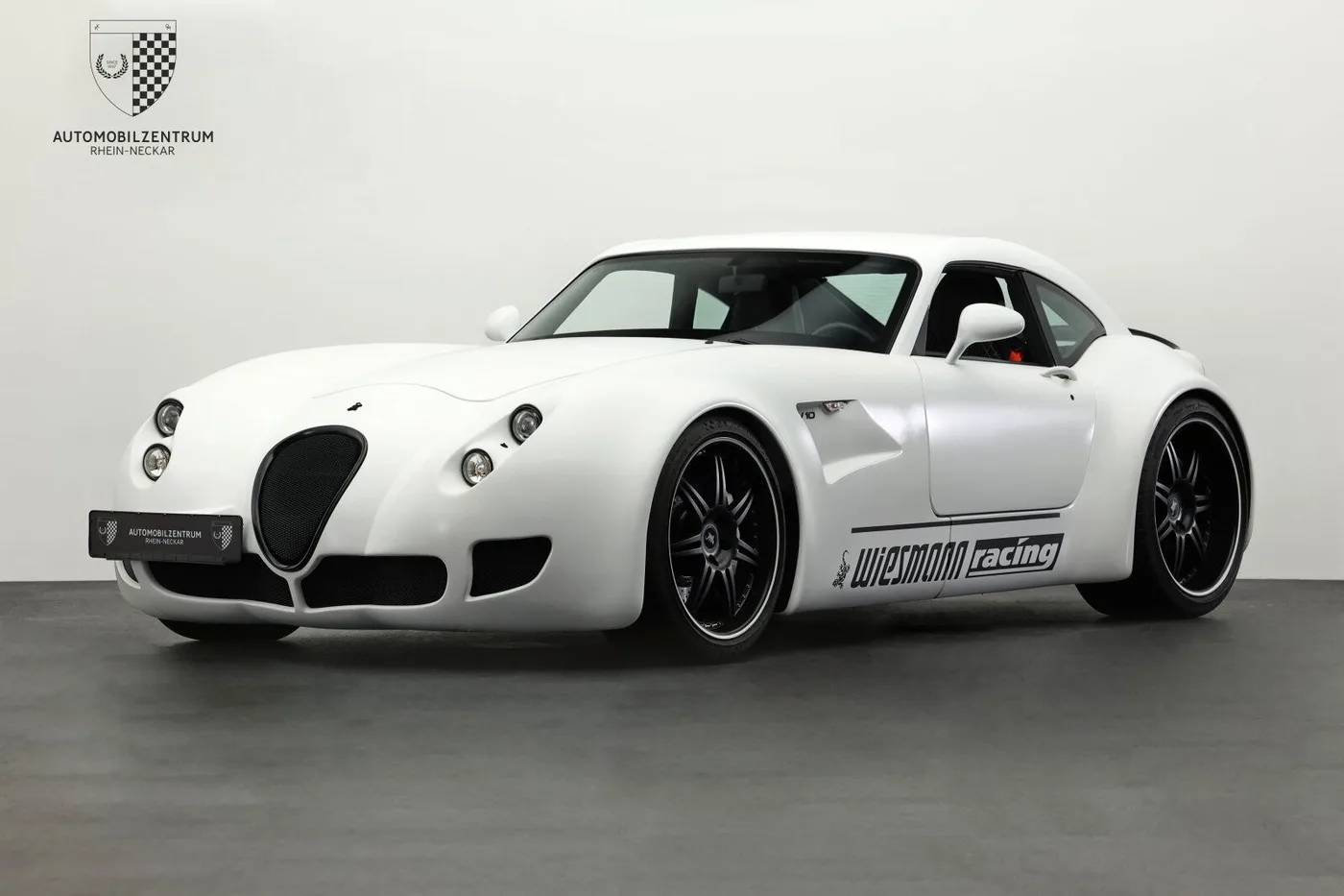 2009 Wiesmann MF5 GT offered by a supercar dealer in Viernheim, Germany, photo 3 of 25