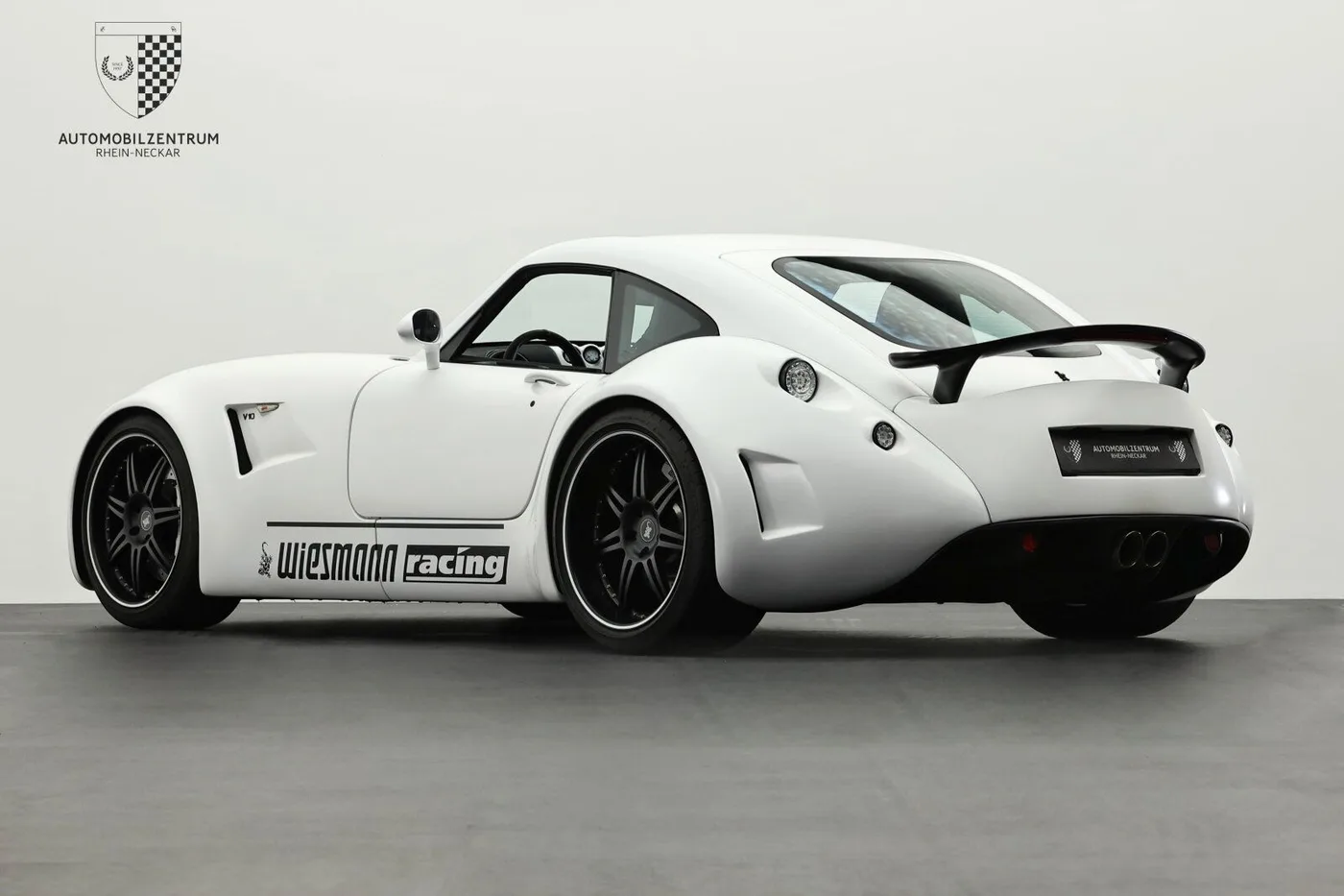 2009 Wiesmann MF5 GT offered by a supercar dealer in Viernheim, Germany, photo 5 of 25