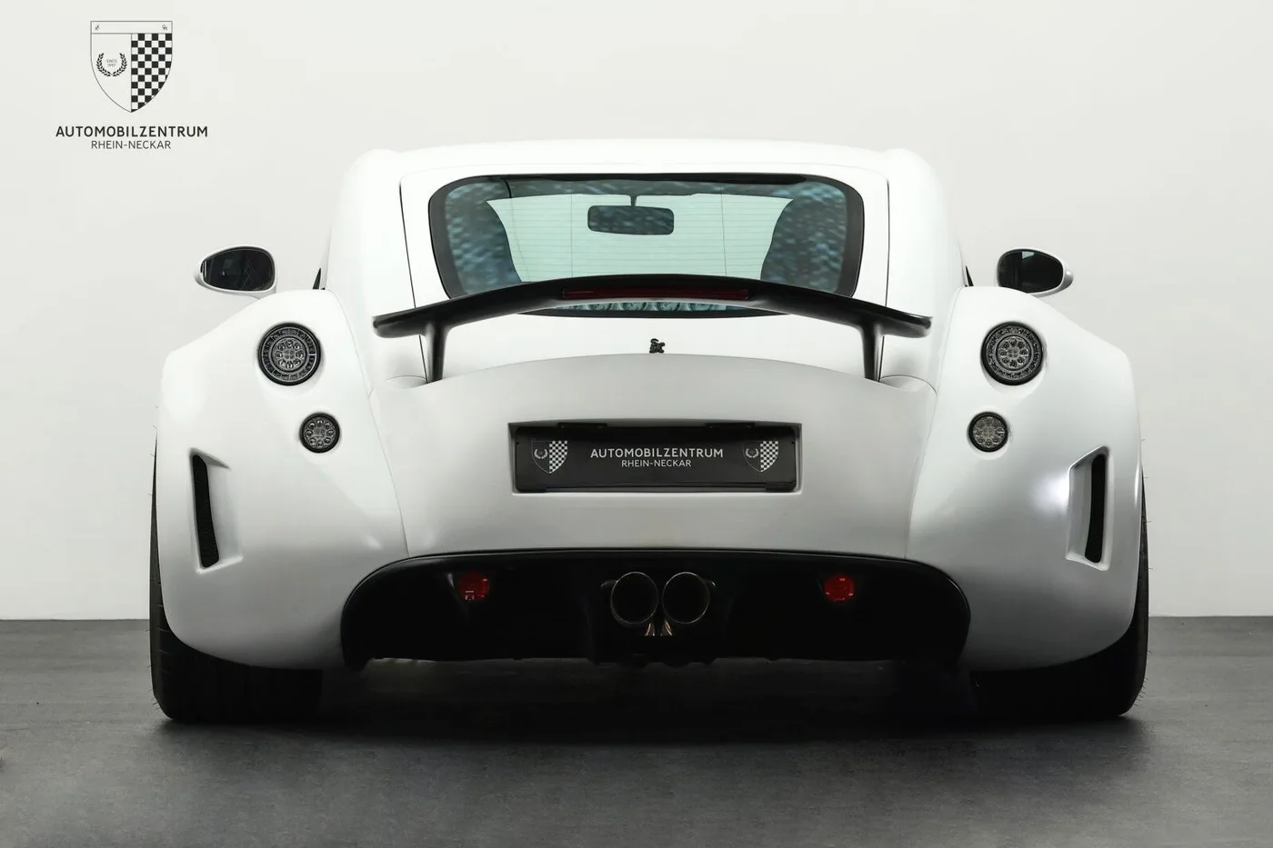 2009 Wiesmann MF5 GT offered by a supercar dealer in Viernheim, Germany, photo 6 of 25