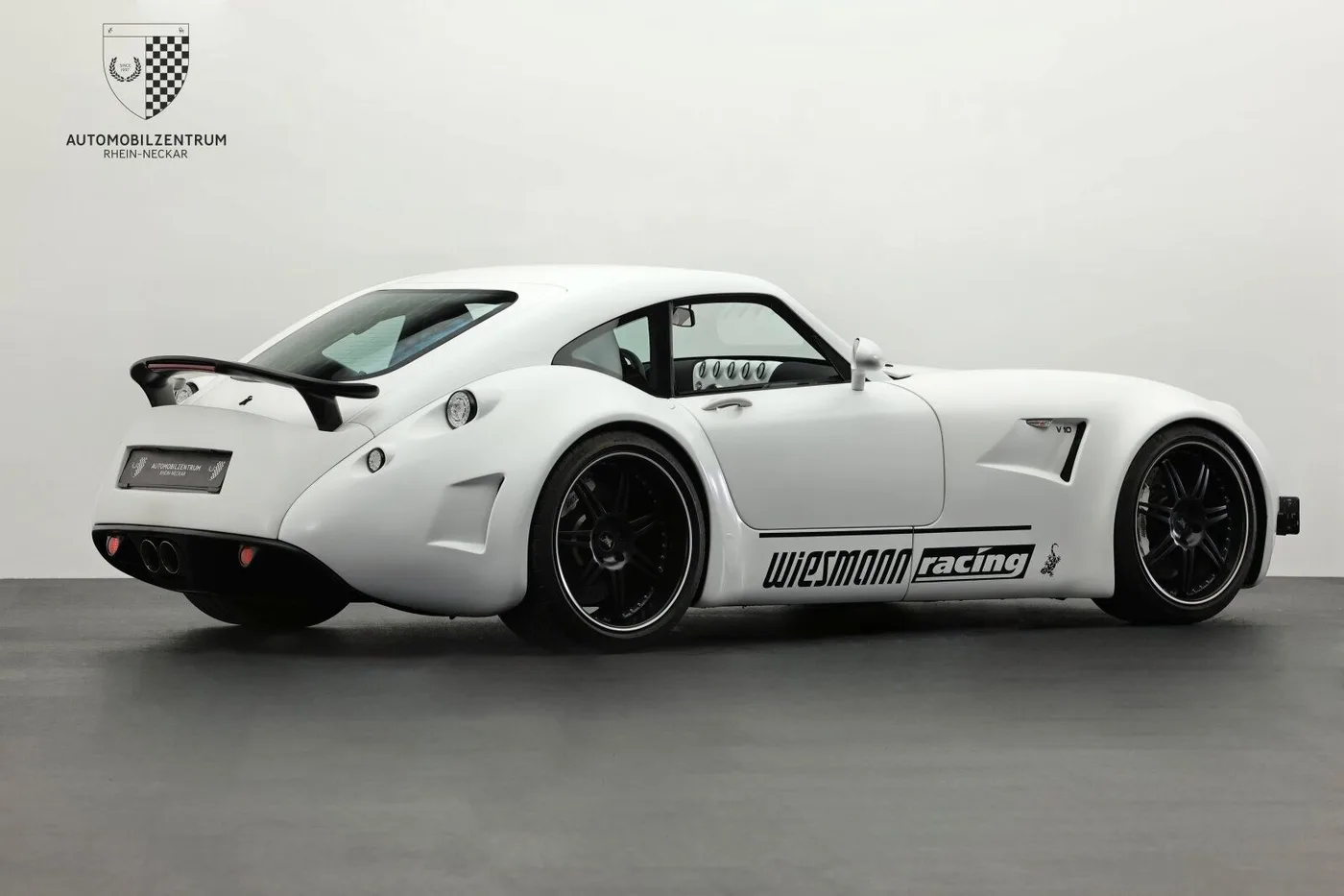 2009 Wiesmann MF5 GT offered by a supercar dealer in Viernheim, Germany, photo 7 of 25