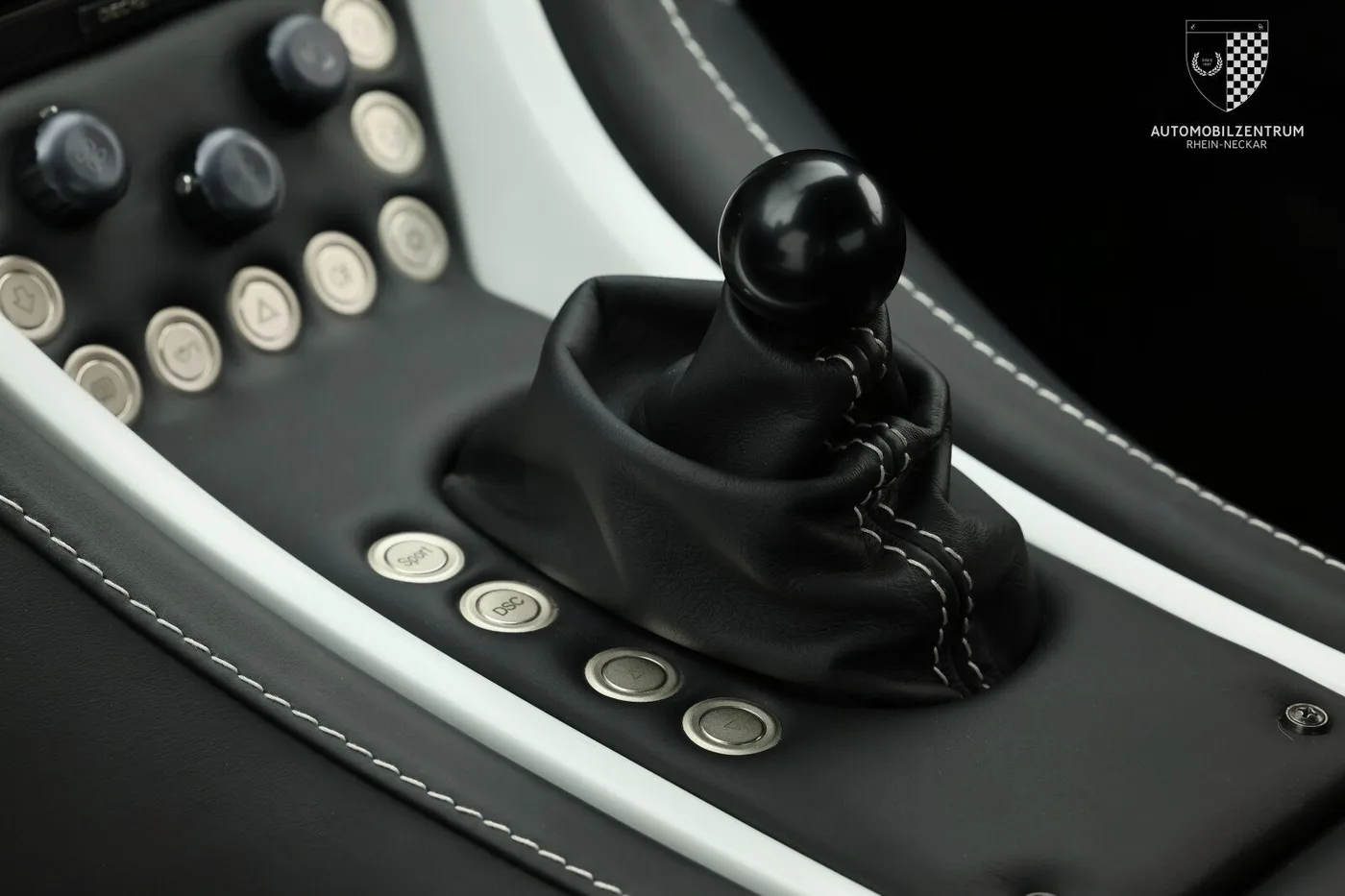 2009 Wiesmann MF5 GT offered by a supercar dealer in Viernheim, Germany, photo 20 of 25