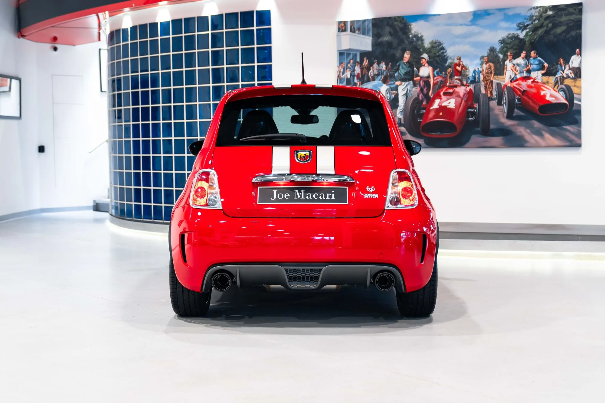 2010 Abarth 695 Tributo Ferrari, 7/19