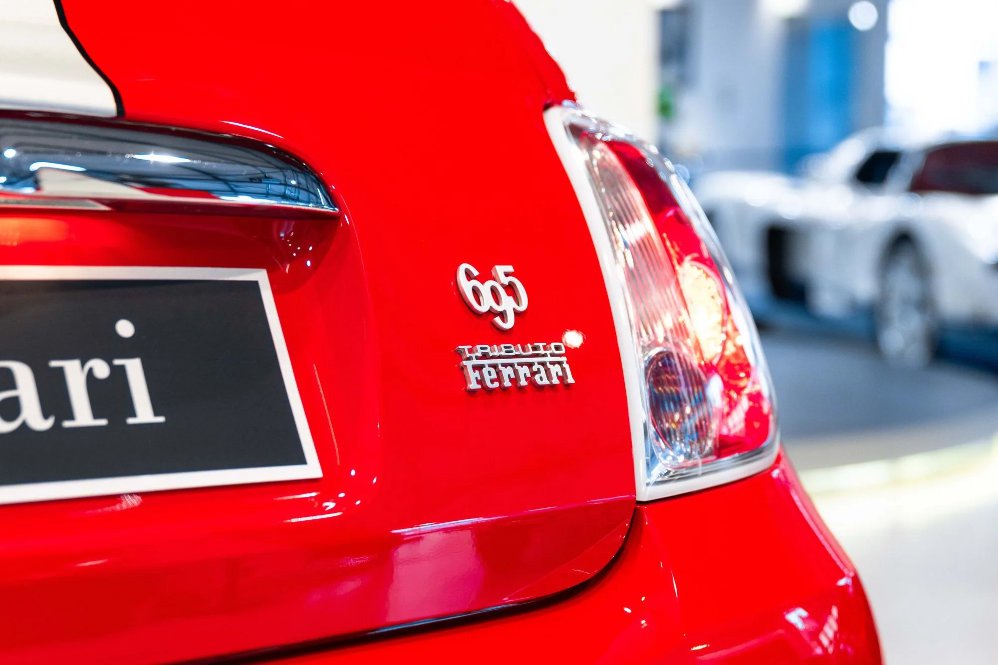 2010 Abarth 695 Tributo Ferrari, 9/19