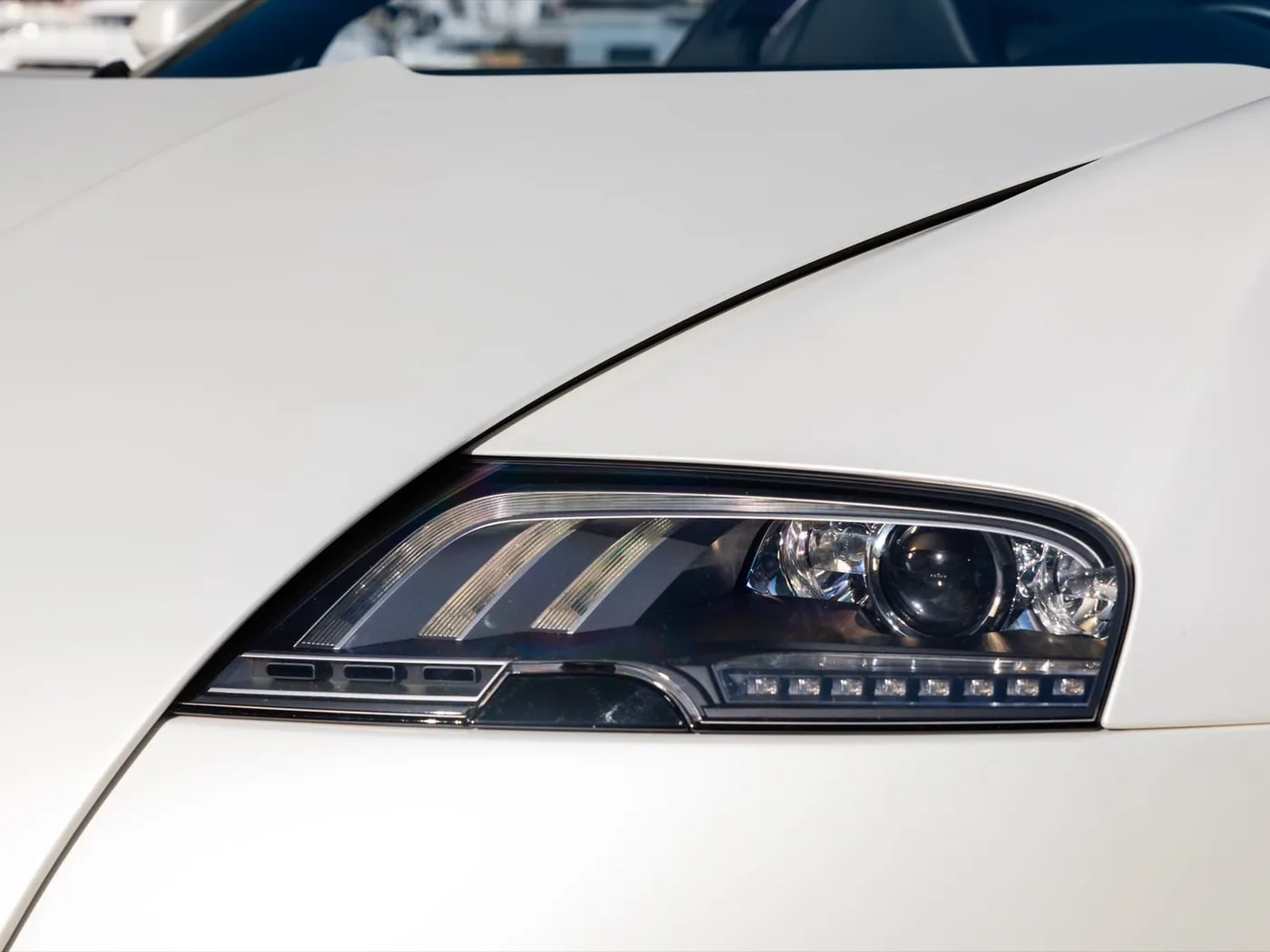 2010 Bugatti Veyron Grand Sport offered by a specialist dealer in Monaco, Monaco, photo 15 of 15