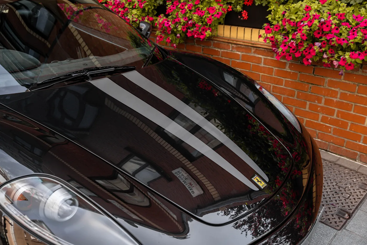 2010 Ferrari 430 Scuderia proposée par un groupe de concessions agréées à Mayfair, Royaume-Uni, photo 8 sur 25