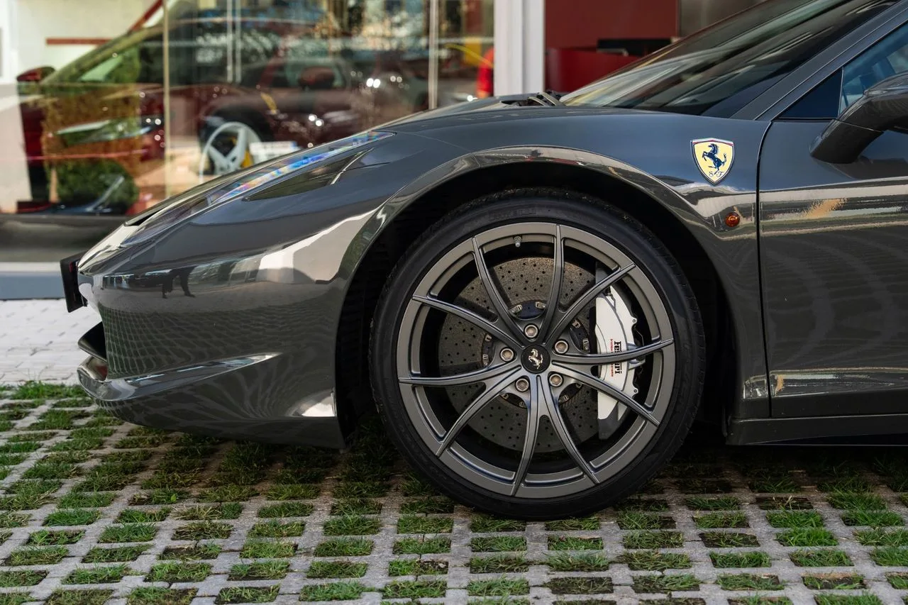 2010 Ferrari 458 Italia, 12/29