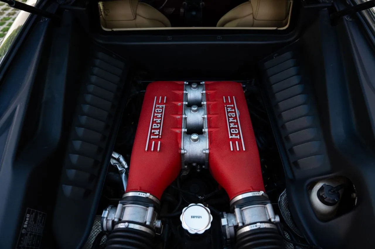 2010 Ferrari 458 Italia, 17/29
