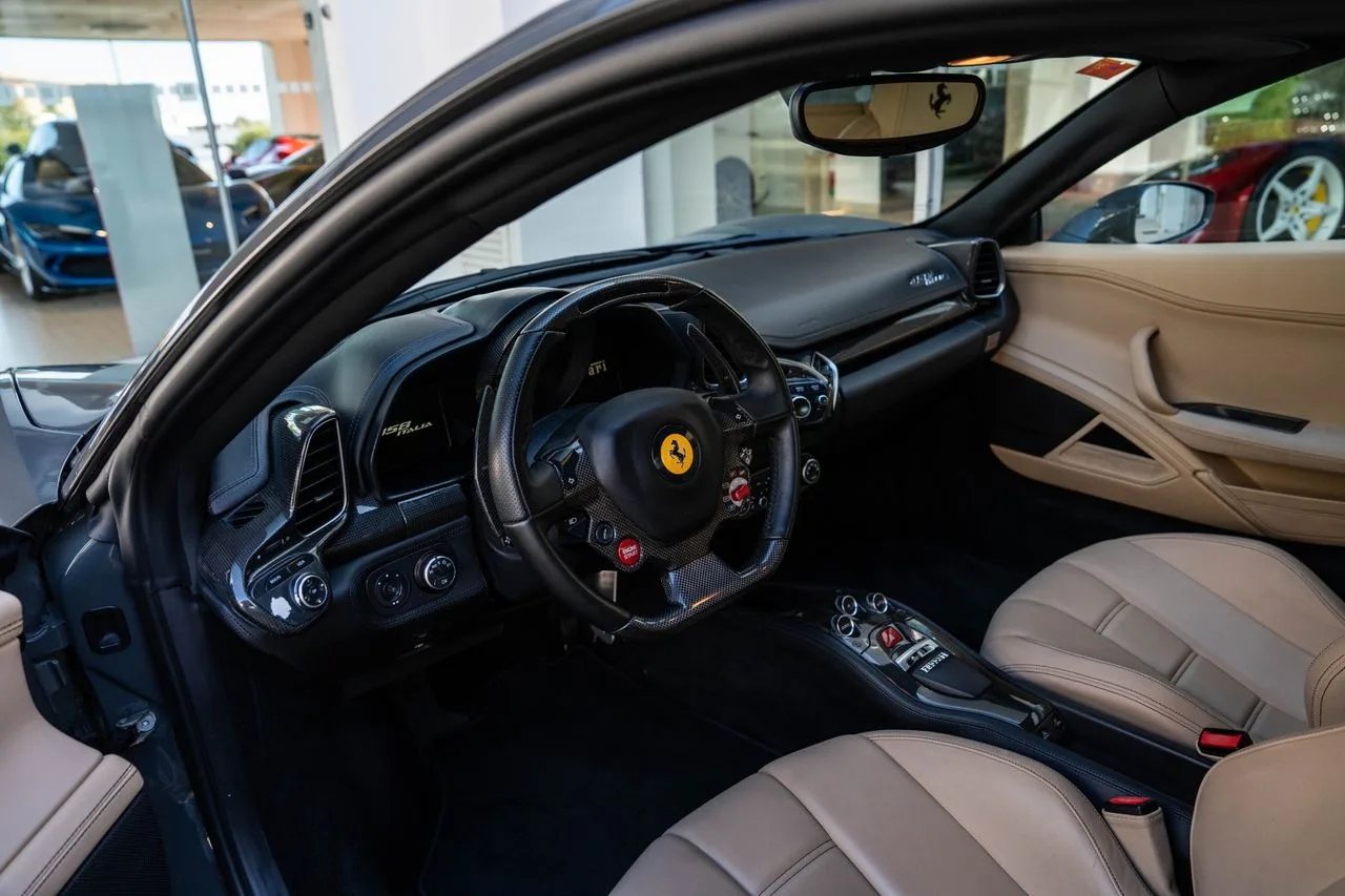 2010 Ferrari 458 Italia, 21/29
