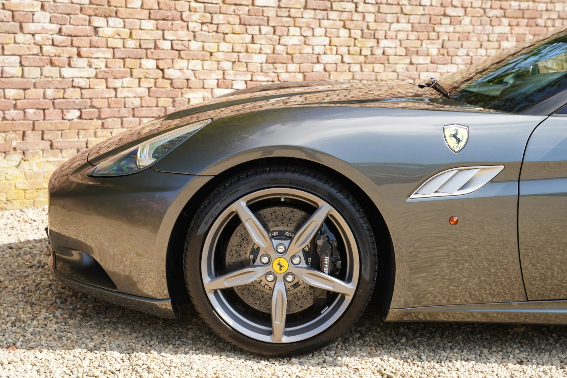 2010 Ferrari California, 20/30