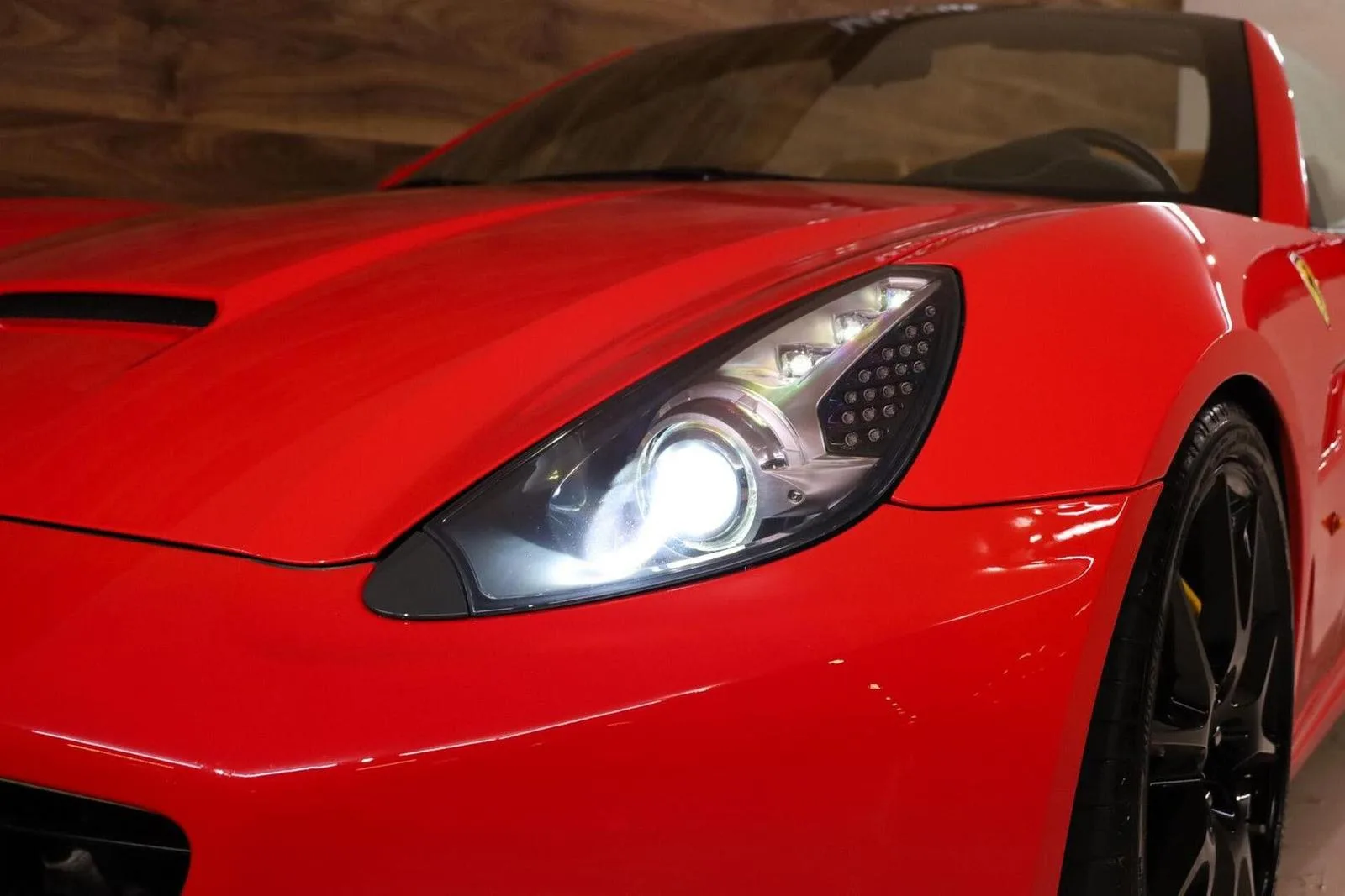 2010 Ferrari California, 29/30
