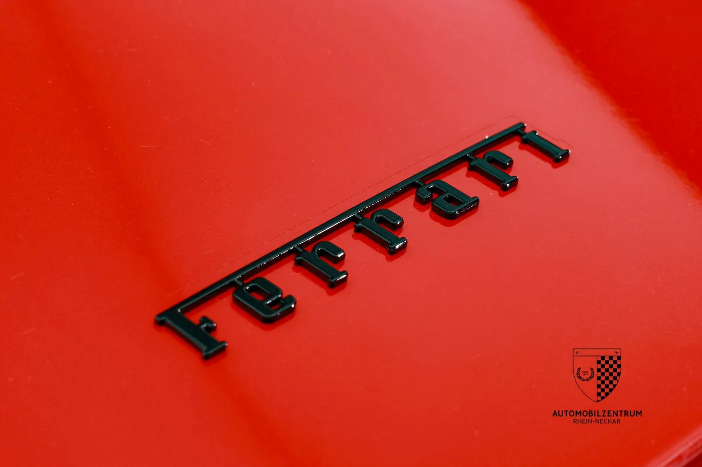 2010 Ferrari California offered by a supercar dealer in Viernheim, Germany, photo 14 of 25